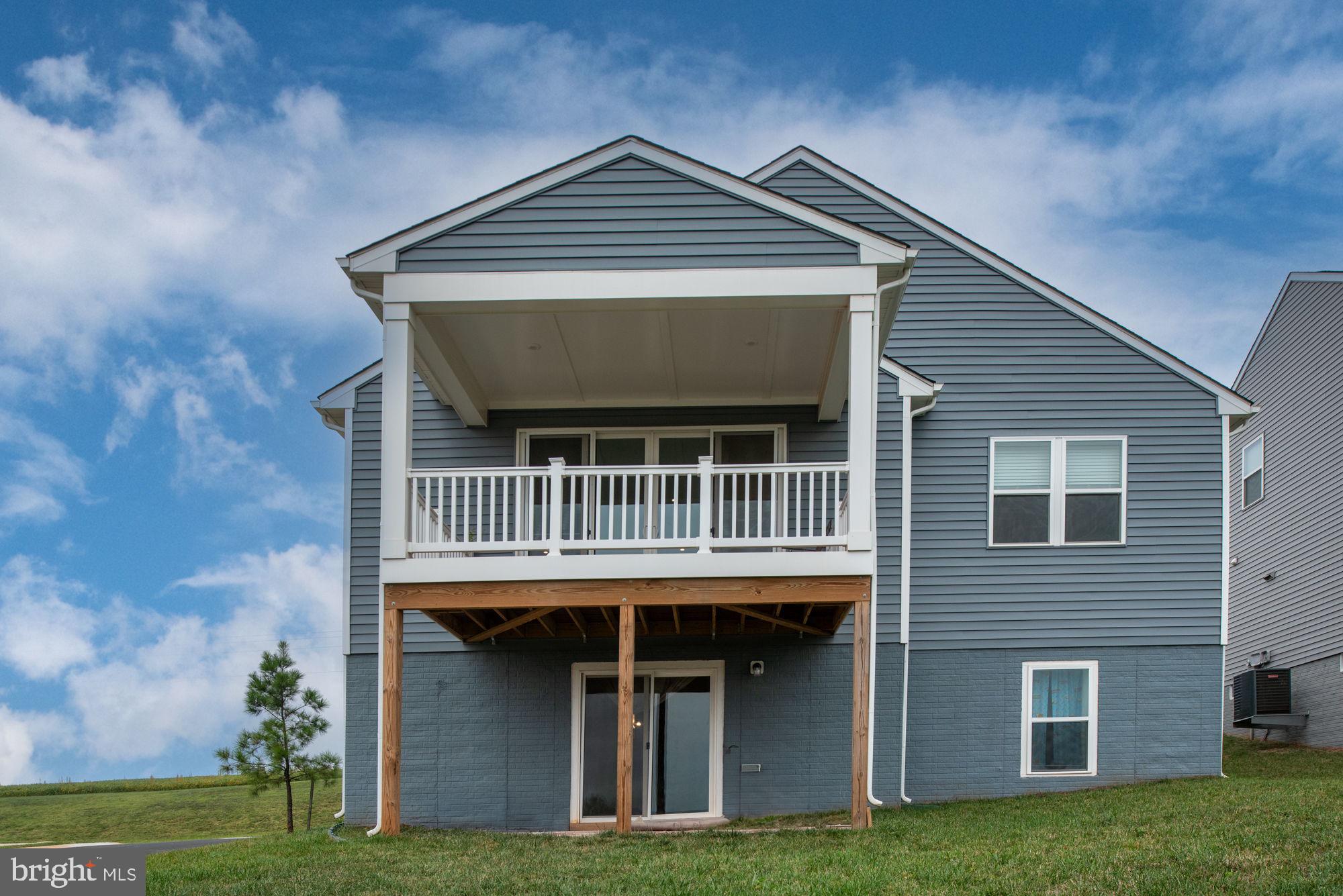 ROUND HILL MEADOWS - Residential