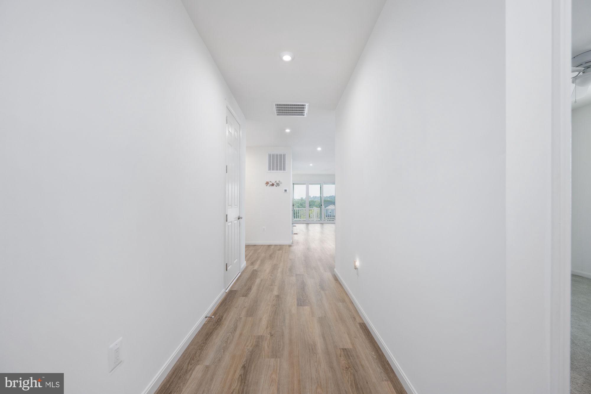 ROUND HILL MEADOWS - Residential