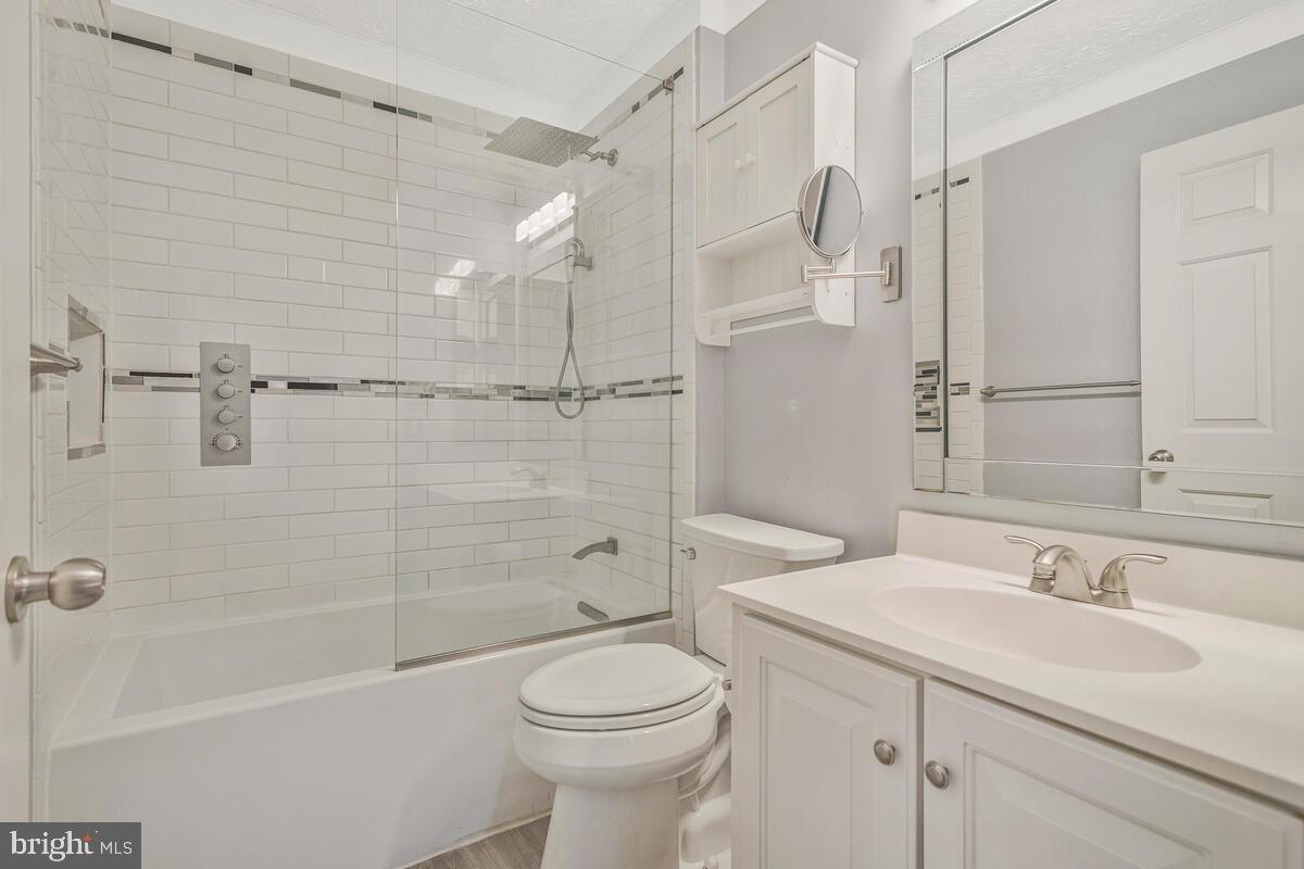 RICHFIELD STATION VILLAGE - Residential