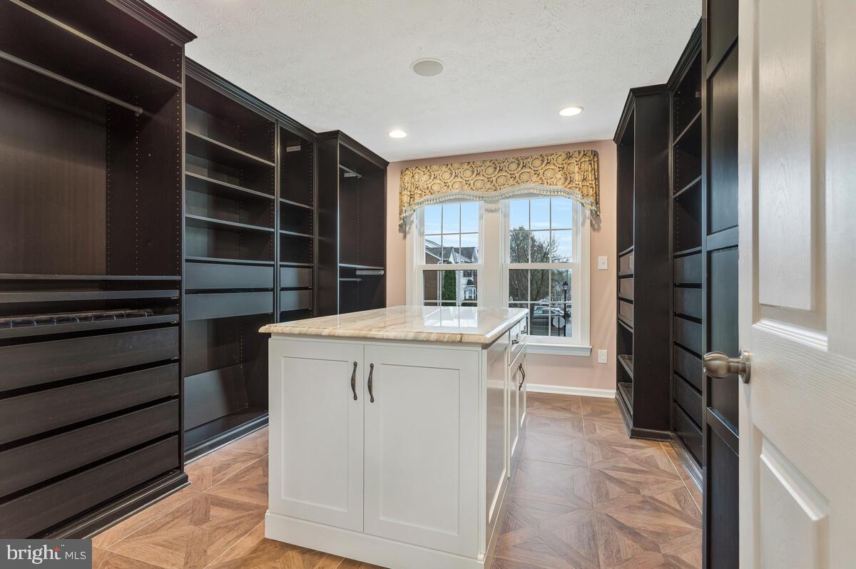 RICHFIELD STATION VILLAGE - Residential