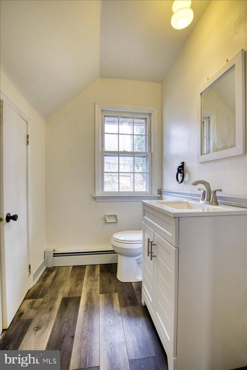 VALLEY FORGE MTN - Residential Lease