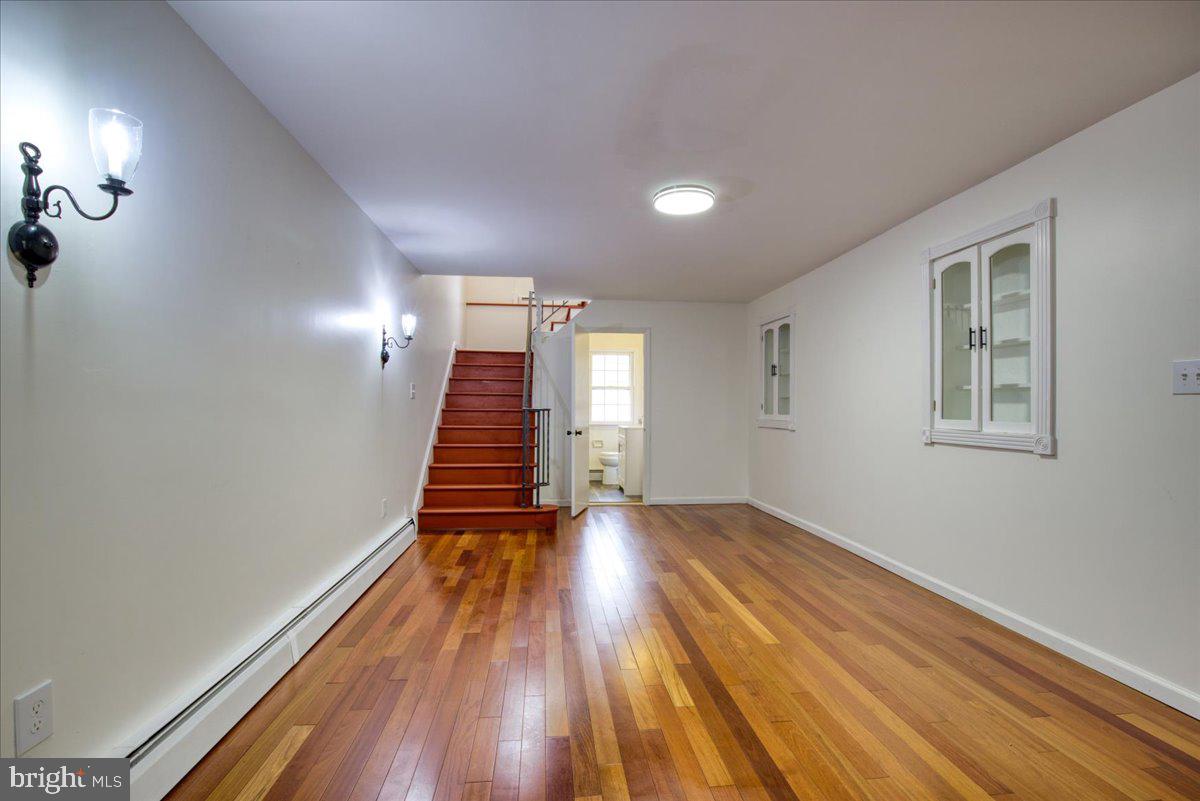 VALLEY FORGE MTN - Residential Lease