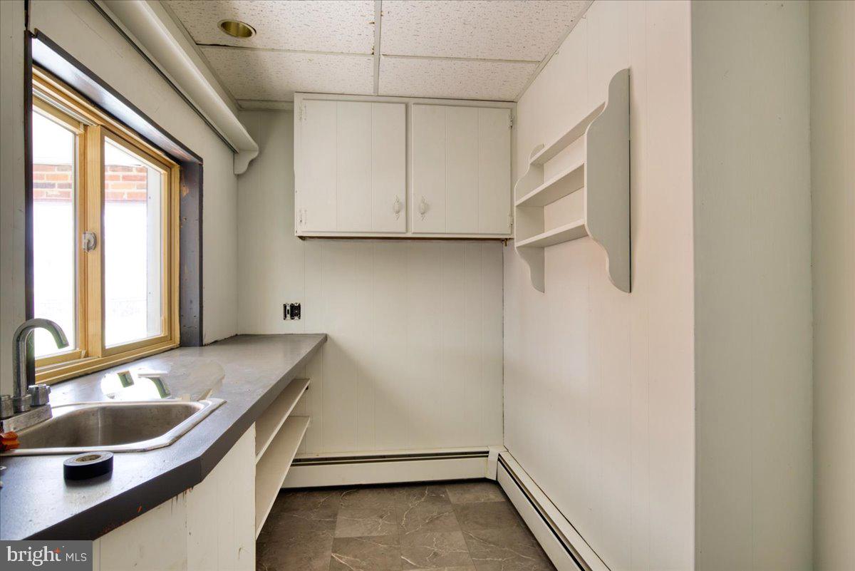 VALLEY FORGE MTN - Residential Lease