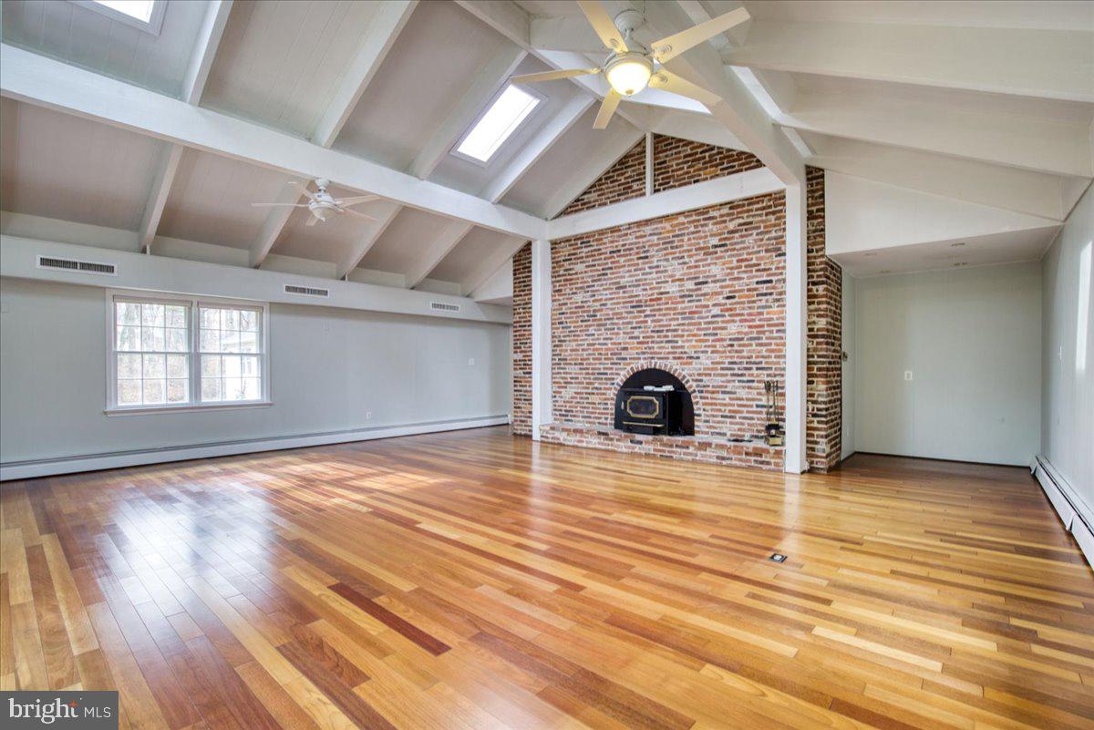 VALLEY FORGE MTN - Residential Lease