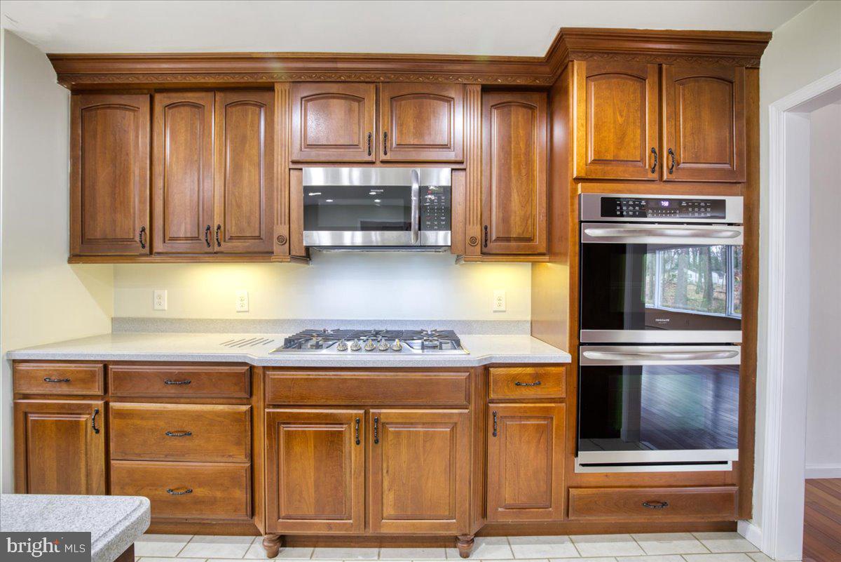 VALLEY FORGE MTN - Residential Lease