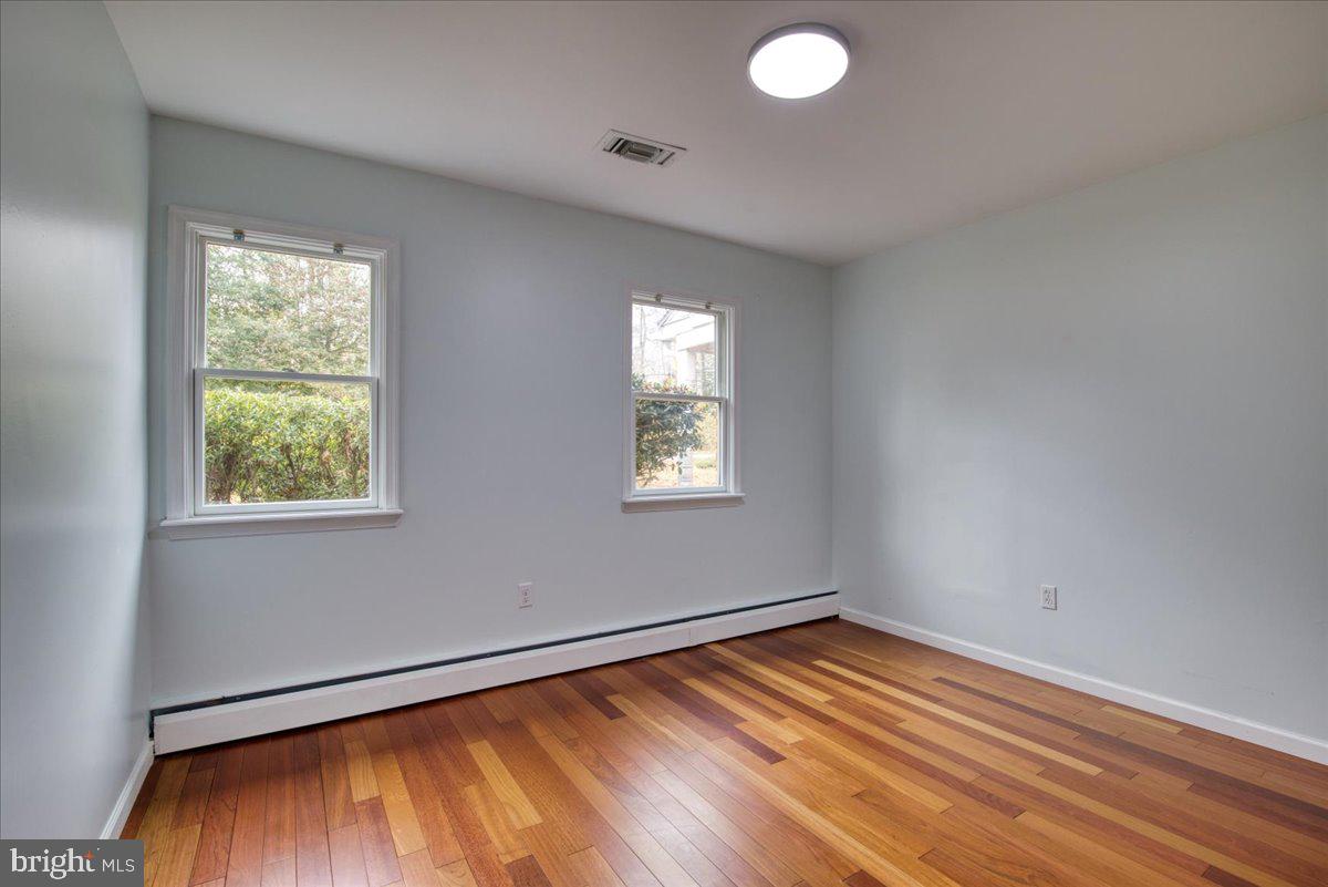 VALLEY FORGE MTN - Residential Lease