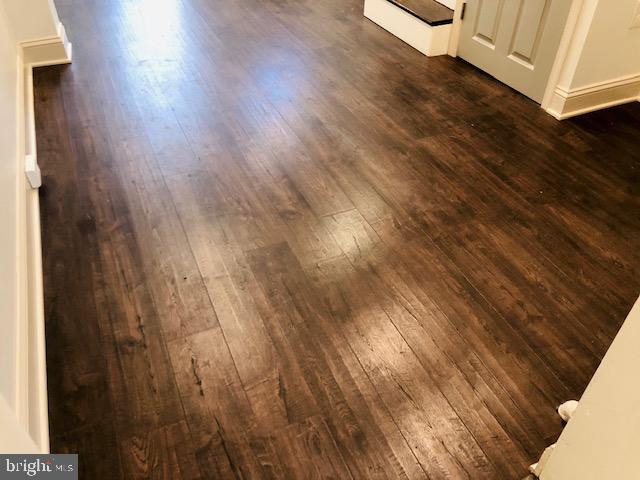 OLDE KENSINGTON - Residential Lease