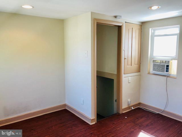 OLDE KENSINGTON - Residential Lease