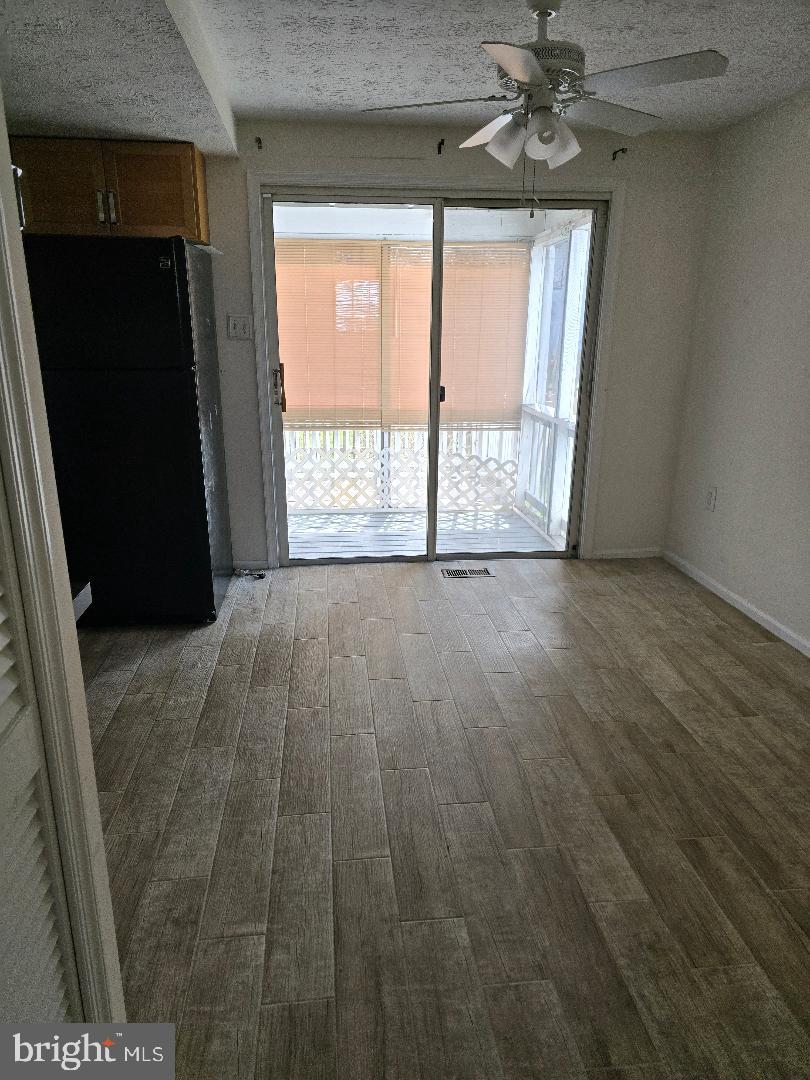 EXETER - Residential