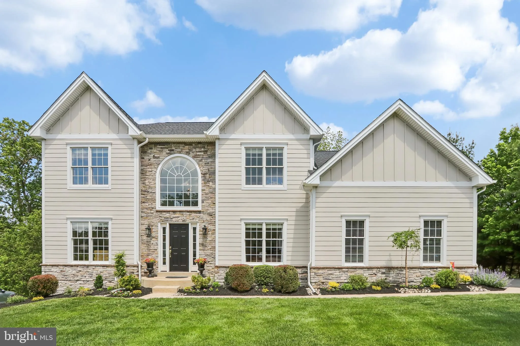 Audubon, Pennsylvania 19403, United States, 4 Bedrooms Bedrooms, ,4 BathroomsBathrooms,Residential,Pending,128599