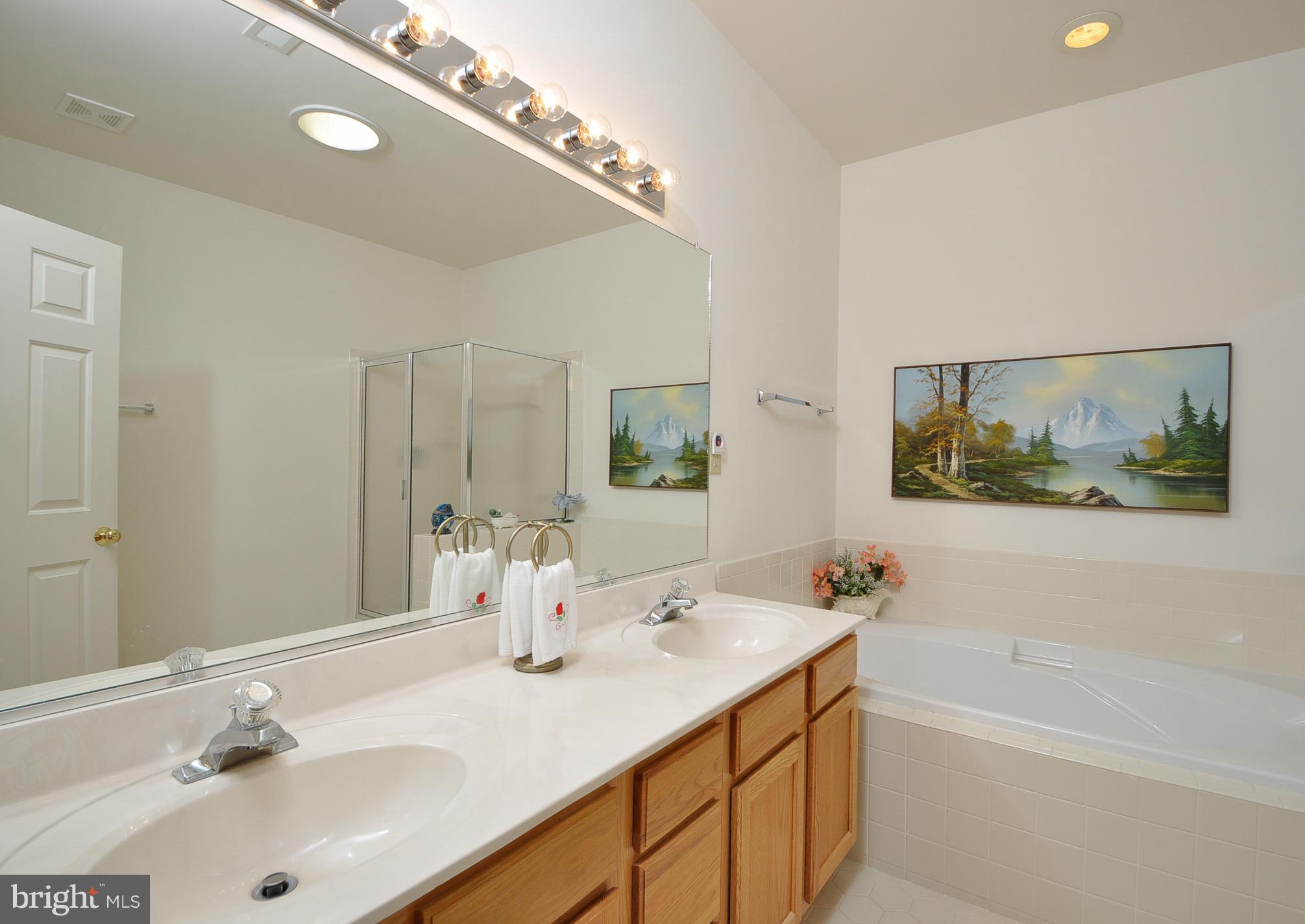 TURNBERRY WEST - Residential