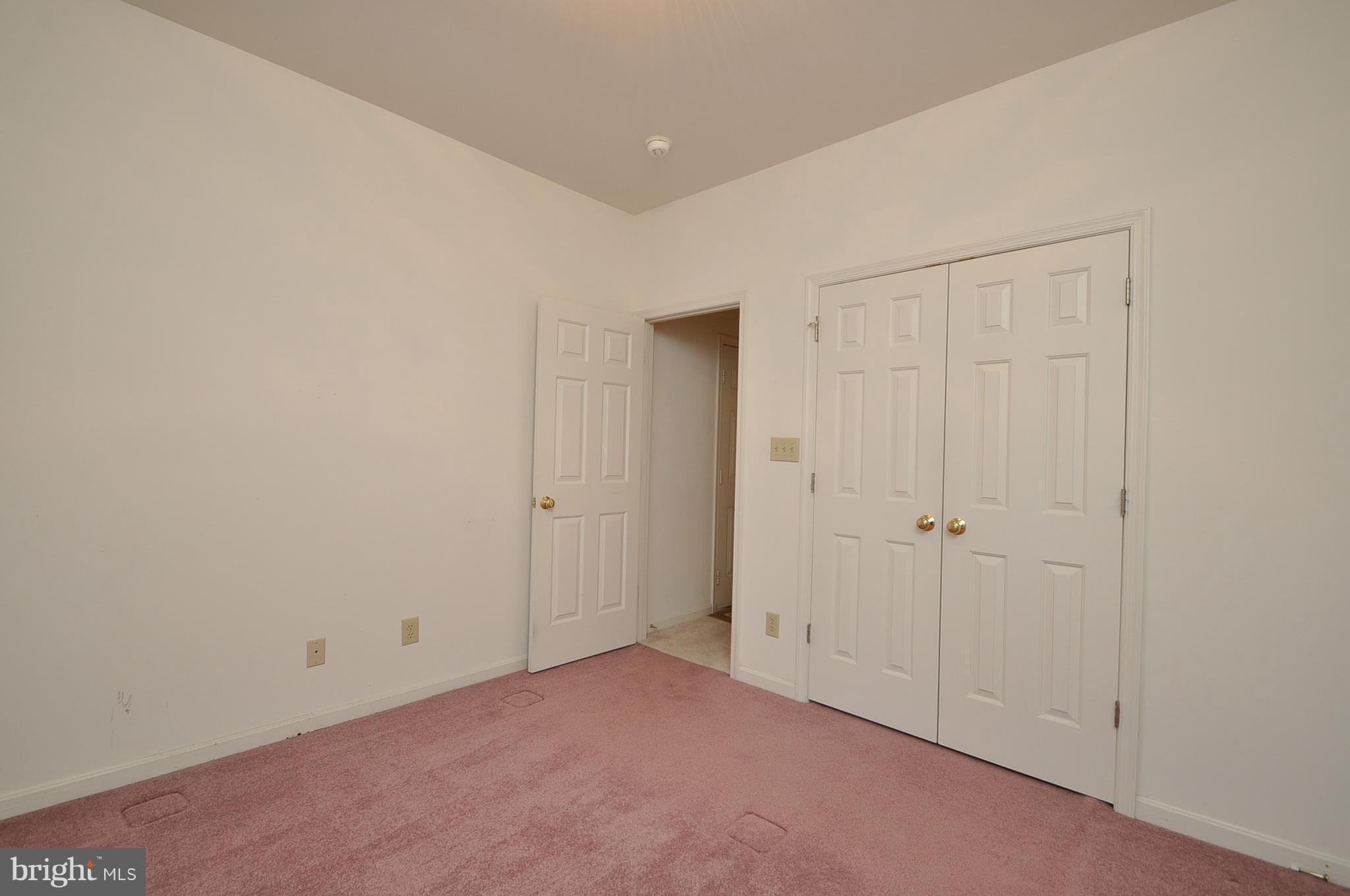 TURNBERRY WEST - Residential