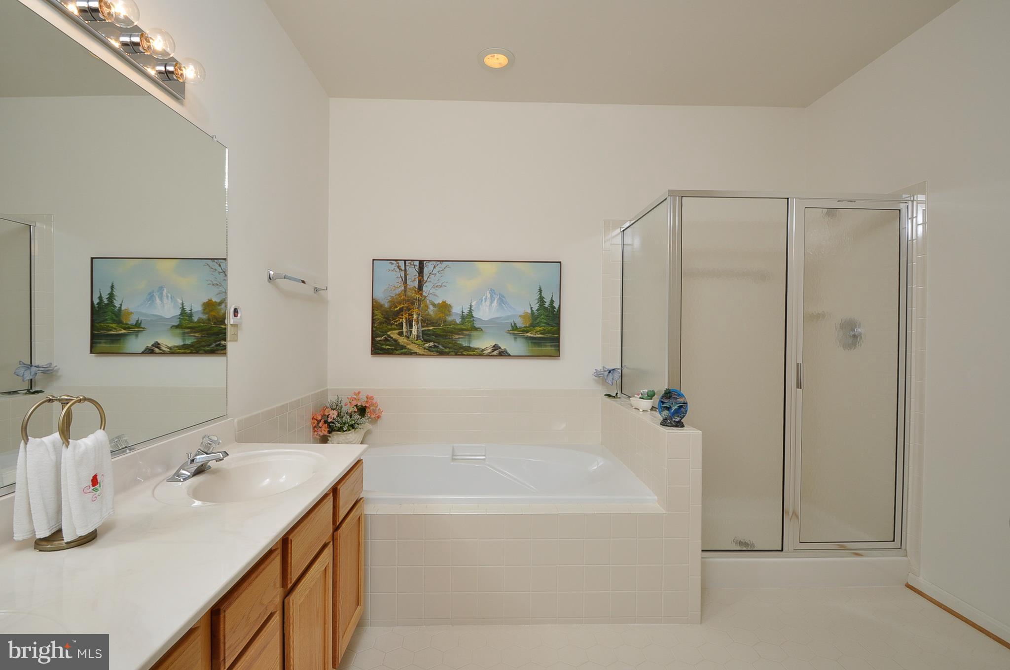 TURNBERRY WEST - Residential