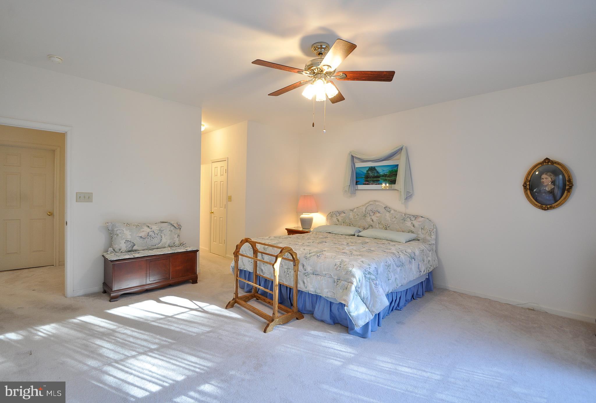 TURNBERRY WEST - Residential