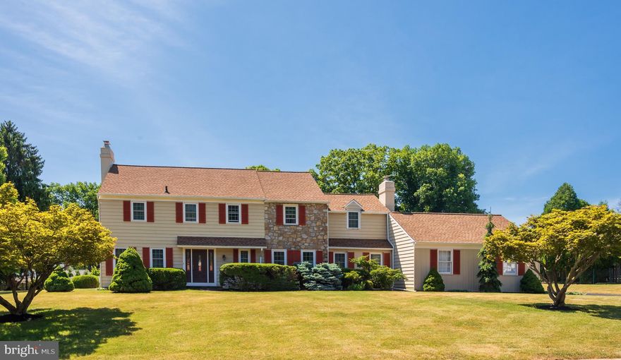 Welcome to 618 Thomas Jefferson Road, a solidly built two story Colonial in the beautiful neighborhood of Glenhardie. This is an immaculate, lovingly cared for five bedroom home on a level lot just one minute from Valley Forge National Park. A tremendous opportunity to own a classic, sun drenched home in the top ranked Tredyffrin-Easttown School District.  A rare find in this low turnover neighborhood. The formal entrance hall with turned staircase and tile flooring leads to a spacious living room featuring a classic wood burning fireplace with Colonial mantle. A large den with a wall of custom cabinets and shelves is a flexible space and could easily serve as a home office, online learning center or media room. The heart of the home is the bright and cheery eat-in kitchen offering plenty of counter space and raised panel cabinets, a built-in desk and a nicely sized dining area. French doors from the kitchen open to the terrific family room which features a handsome stone fireplace and sliding glass doors to the rear patio. The large formal dining room with chair railing is the ideal setting for family meals and holiday gatherings. A true laundry room with laundry sink and cabinets opens to both the side driveway and the nicely sized two car garage. A perfectly situated powder room completes the picture for the first level of this lovely home. The second floor is home to the owner's suite which features a walk-in closet, a dressing area with its own vanity and a full owner's bathroom. Four additional large bedrooms are serviced by a nicely tiled hall bathroom with double vanity. The massive basement offers tremendous storage space and endless possibilities. The patio overlooking the deep rear yard is the ideal spot for relaxing, entertaining, grilling and outdoor dining. Gleaming hardwood floors on first and second levels, great closet space, recessed lighting, spacious room sizes, mature plantings and landscaping and a terrific yard in a prime location make 618 Thomas Jefferson Road a very special place to call home. Close to the shops, trains and restaurants of the Main Line, The Gateway Shopping Center and the King of Prussia Town Center. A fabulous home is a terrific neighborhood. This is it. Welcome home!