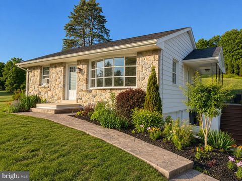 Homes For Sale - 144 Terrace Road<br/> BOYERTOWN, PA 19512