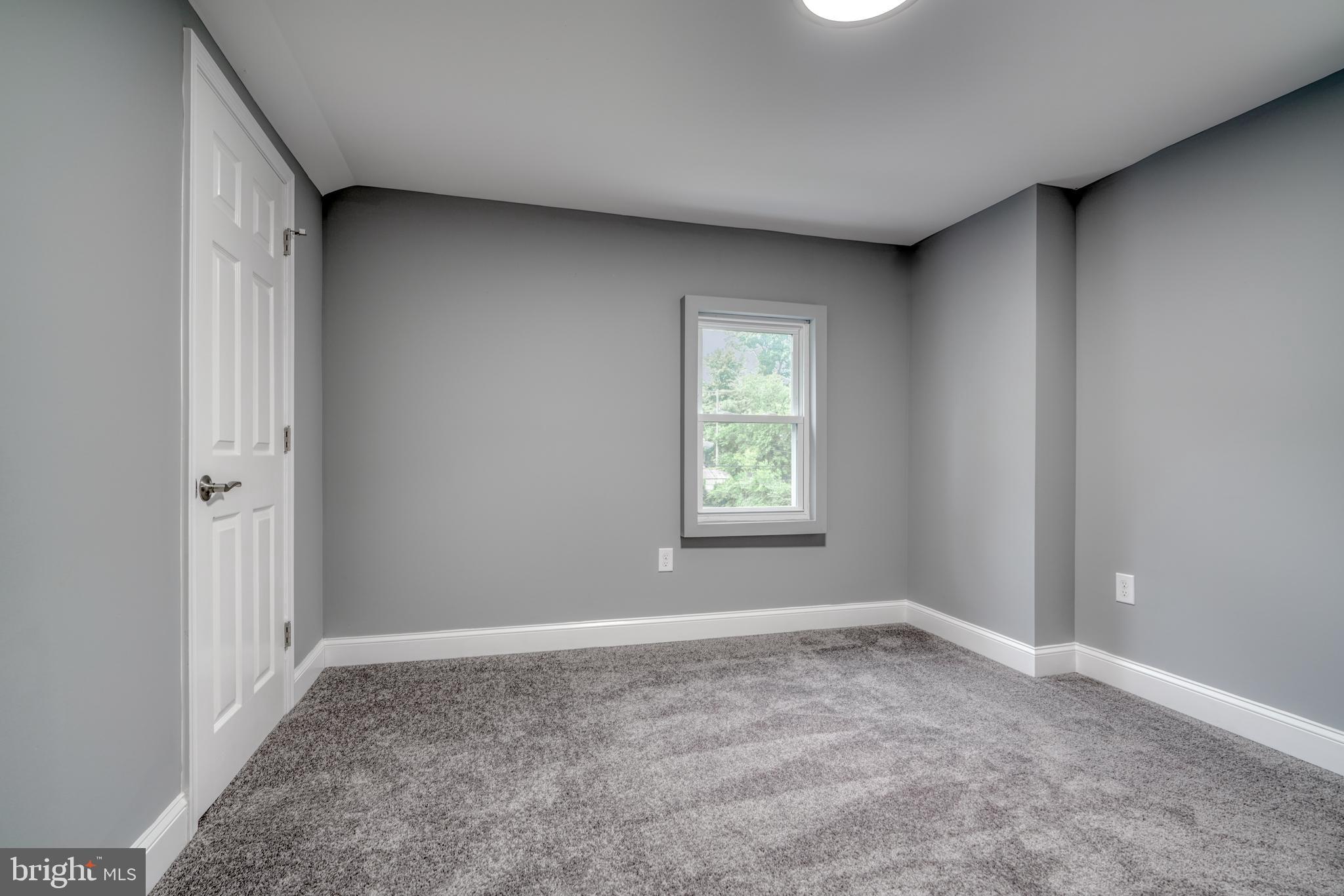 WINDSOR HILLS - Residential