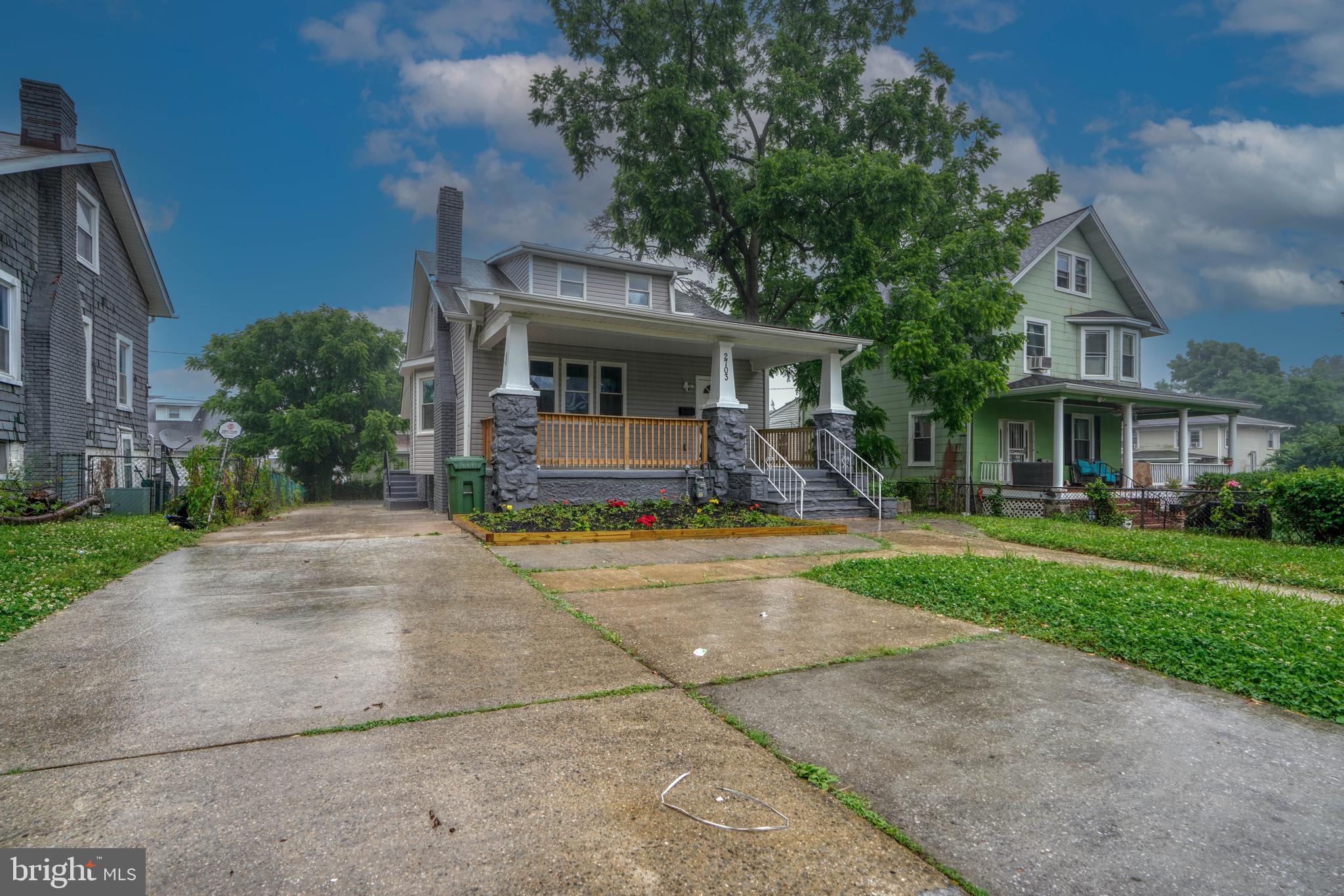 WINDSOR HILLS - Residential