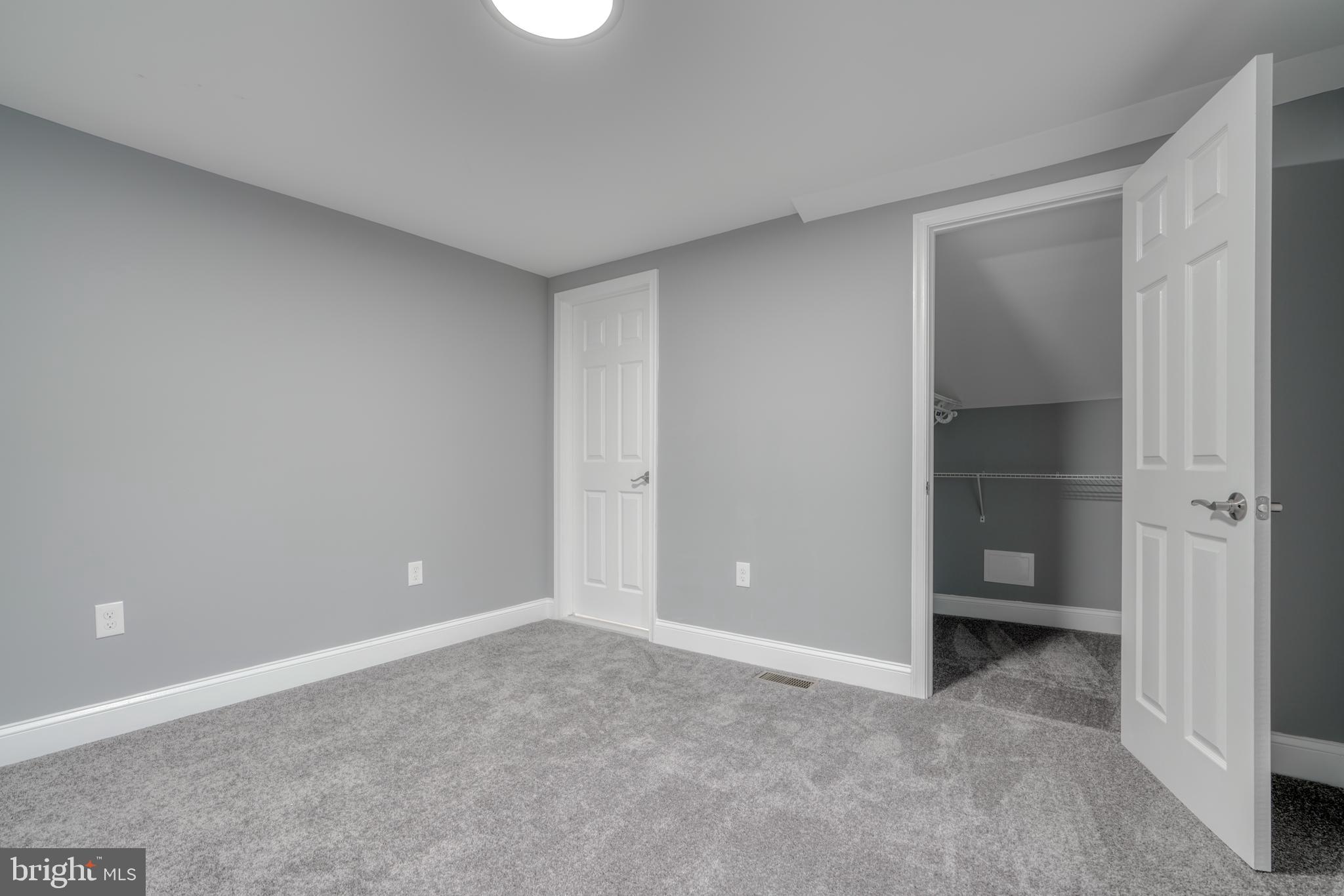 WINDSOR HILLS - Residential