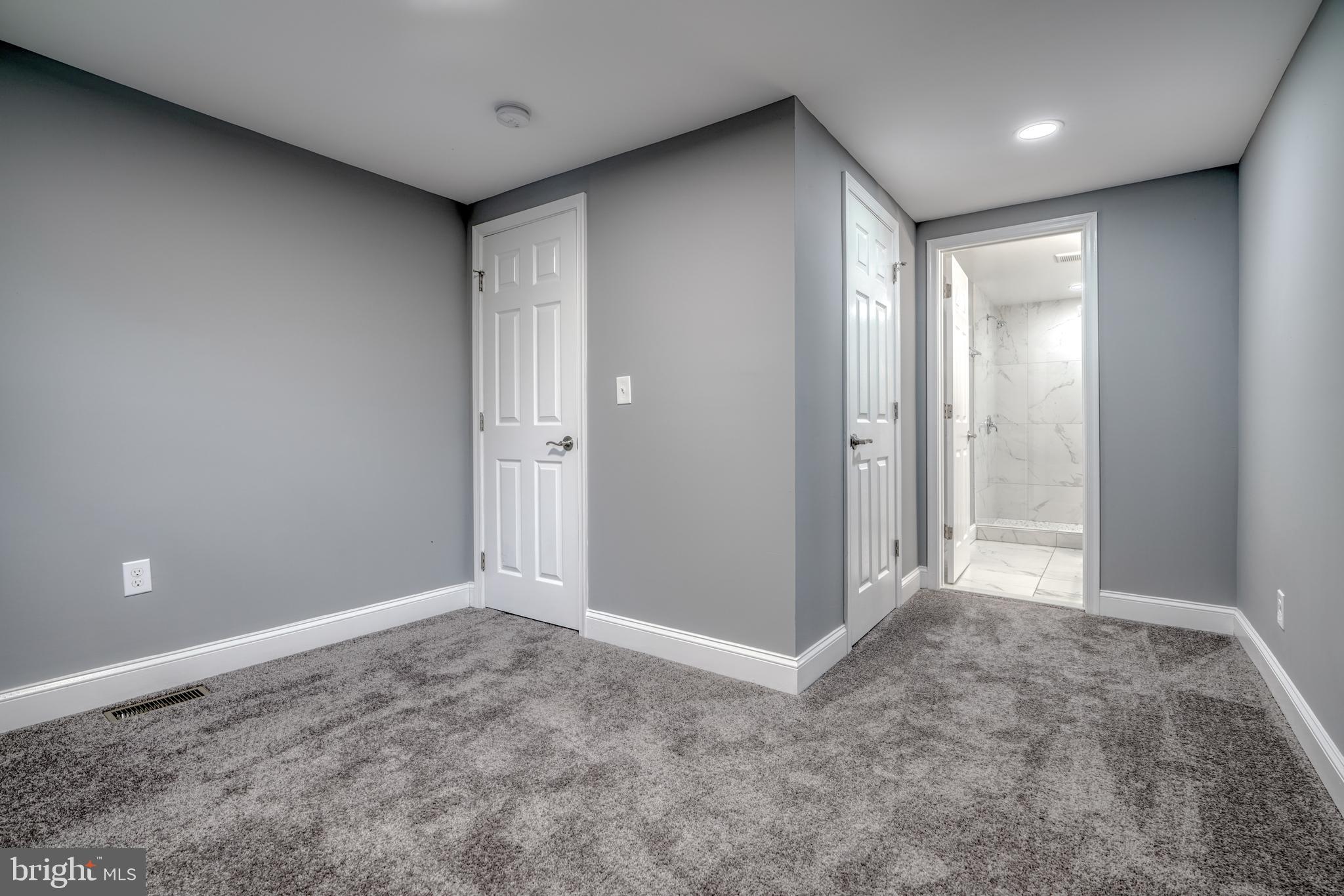 WINDSOR HILLS - Residential