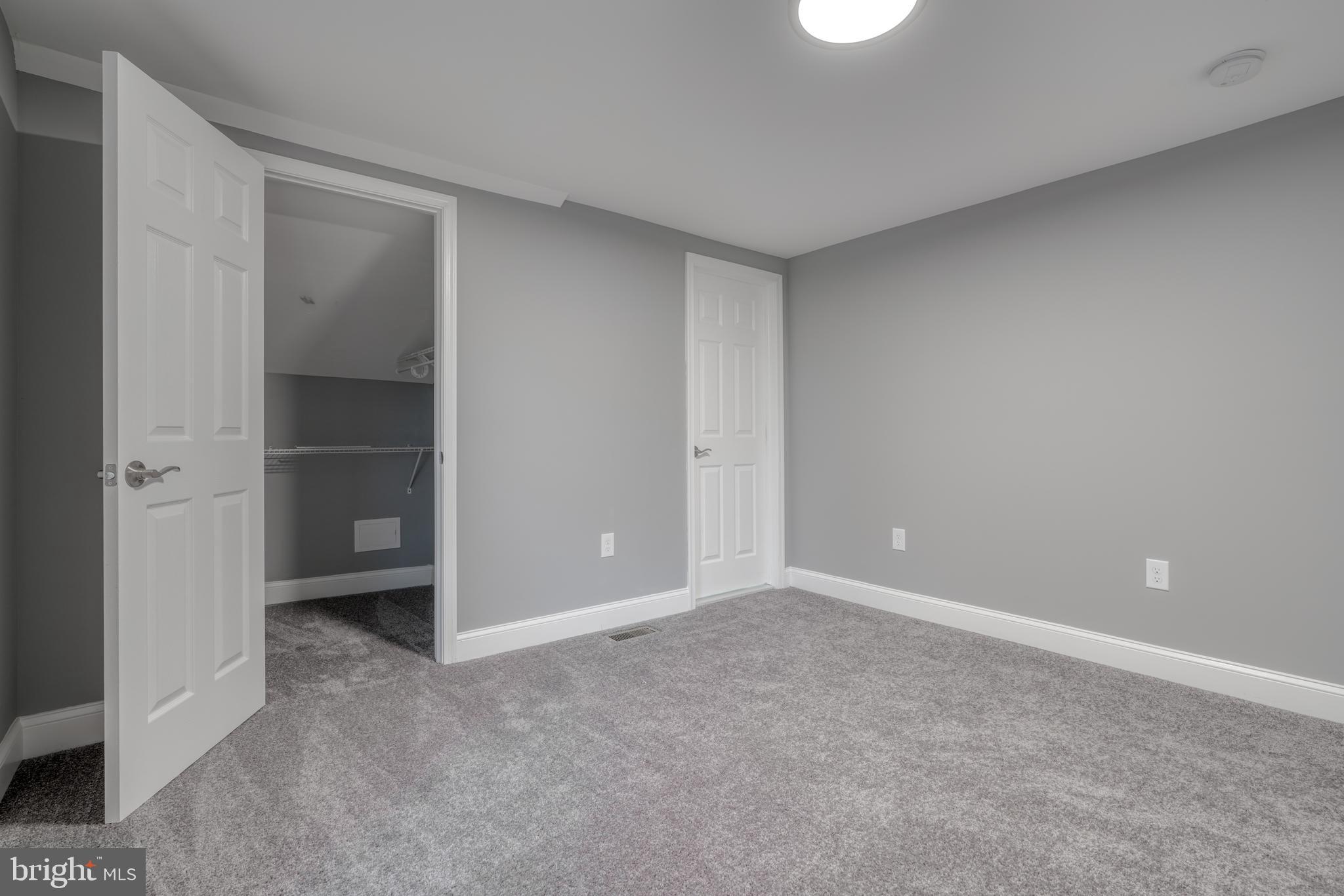 WINDSOR HILLS - Residential