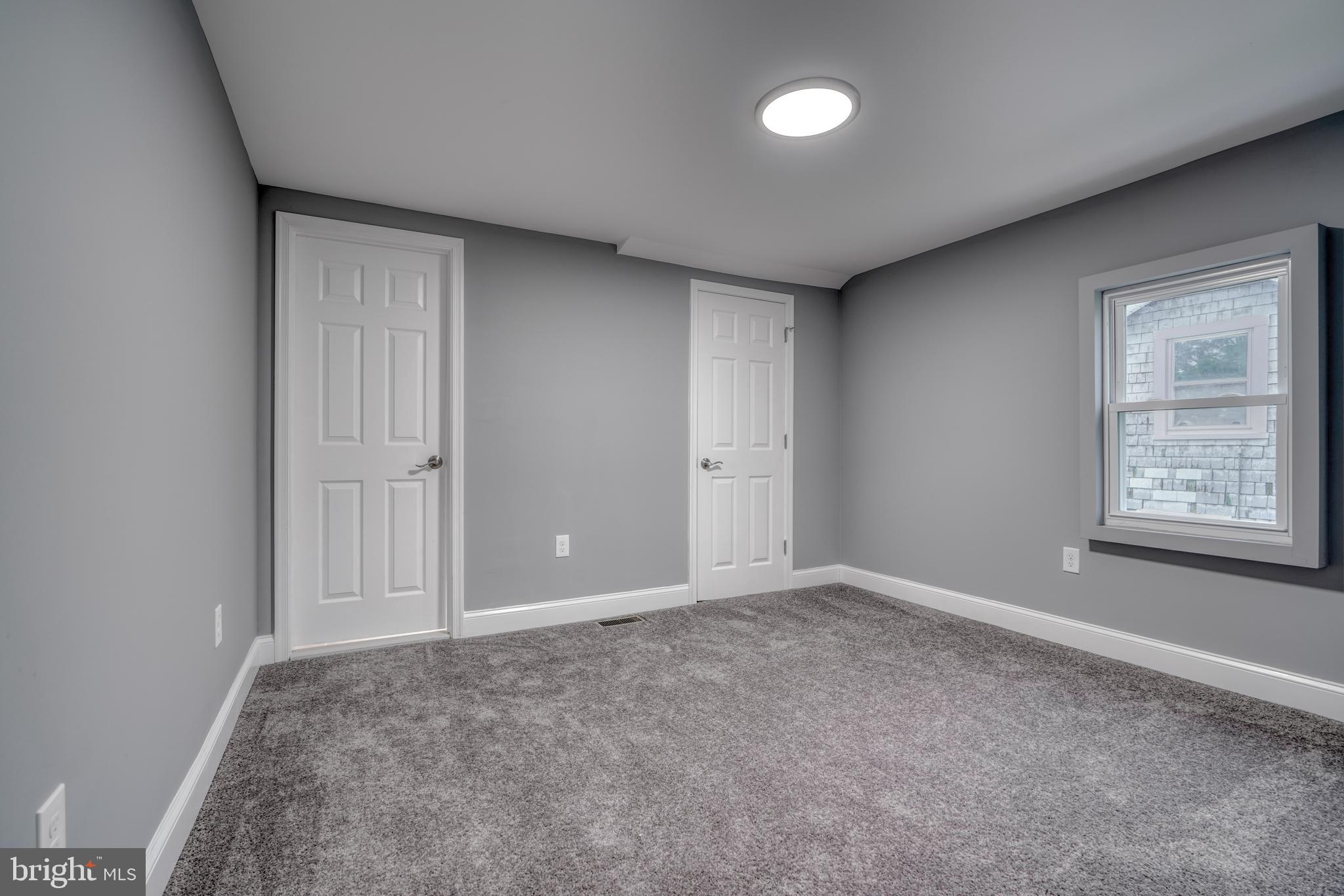 WINDSOR HILLS - Residential