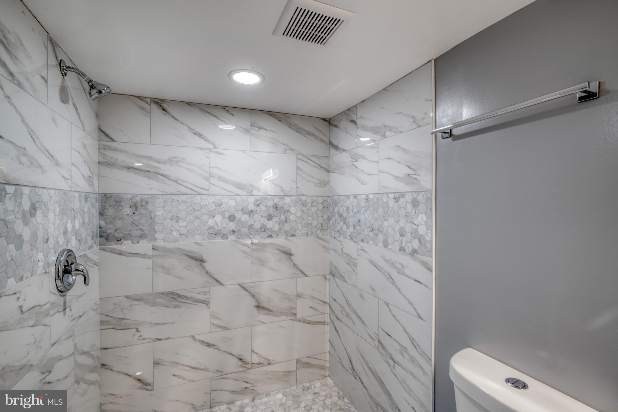 WINDSOR HILLS - Residential