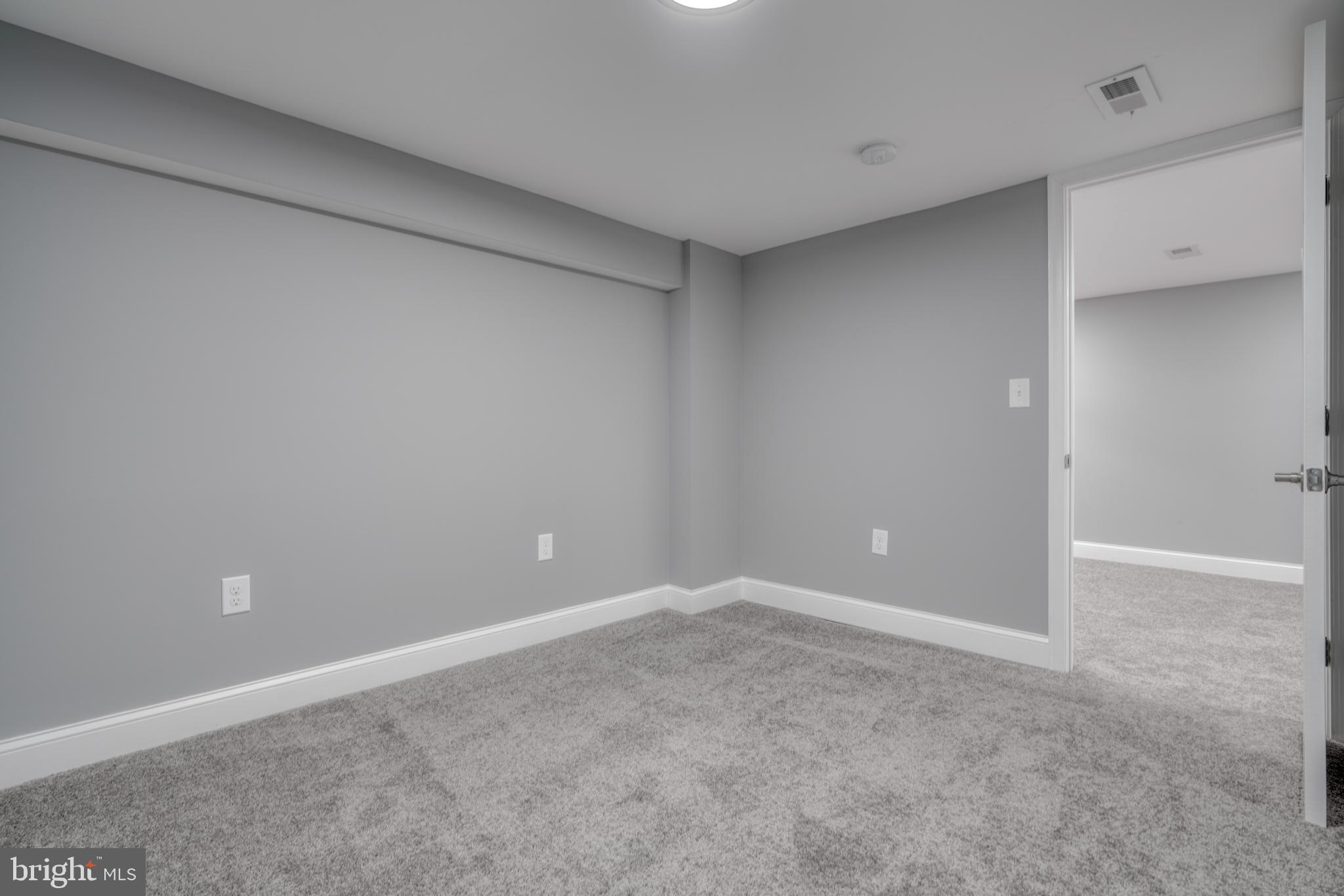 WINDSOR HILLS - Residential