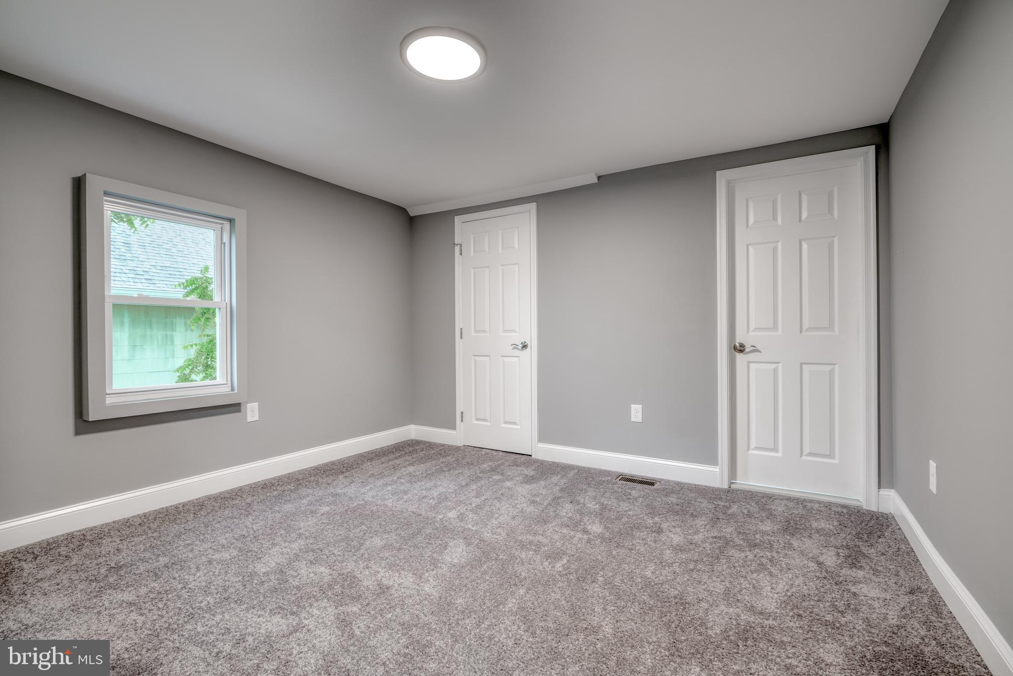 WINDSOR HILLS - Residential