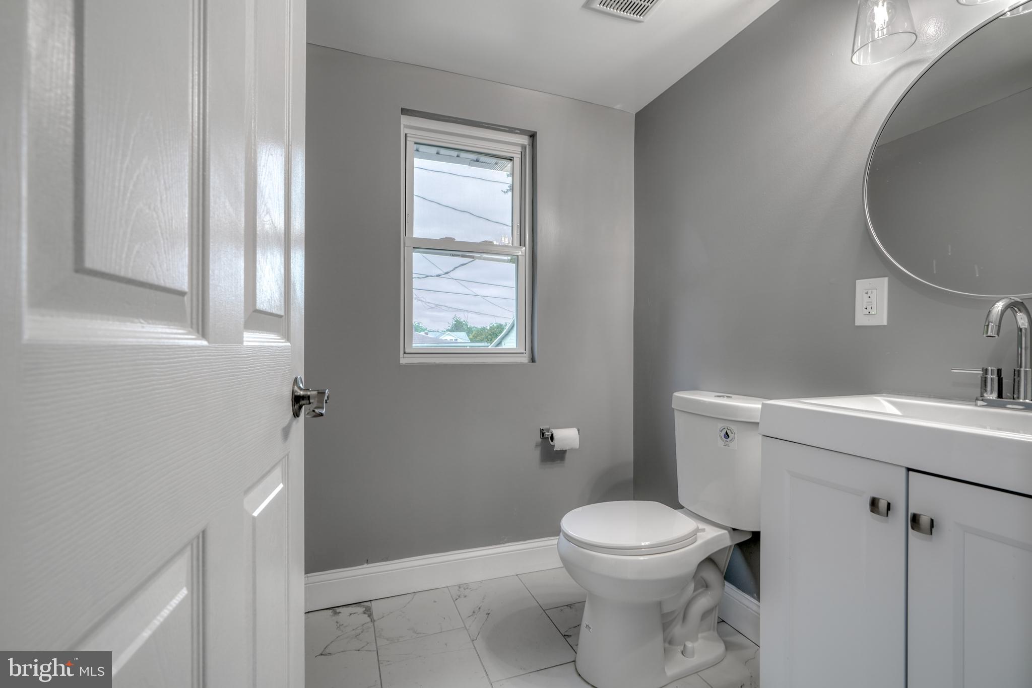 WINDSOR HILLS - Residential