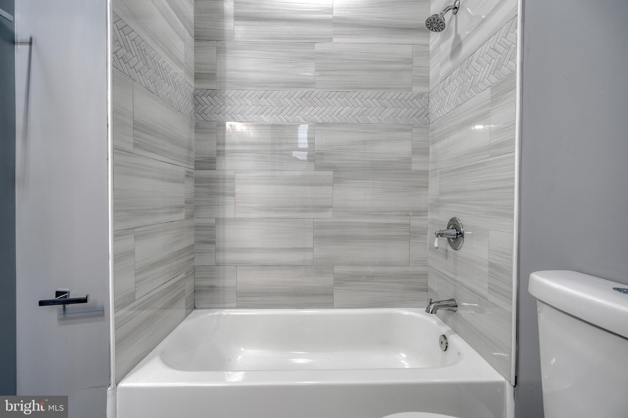 WINDSOR HILLS - Residential