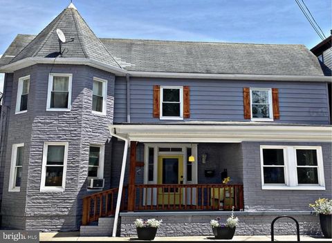 Multifamily For Sale - 8 S Maple Avenue<br/> Frederick County, BRUNSWICK, MD 21716