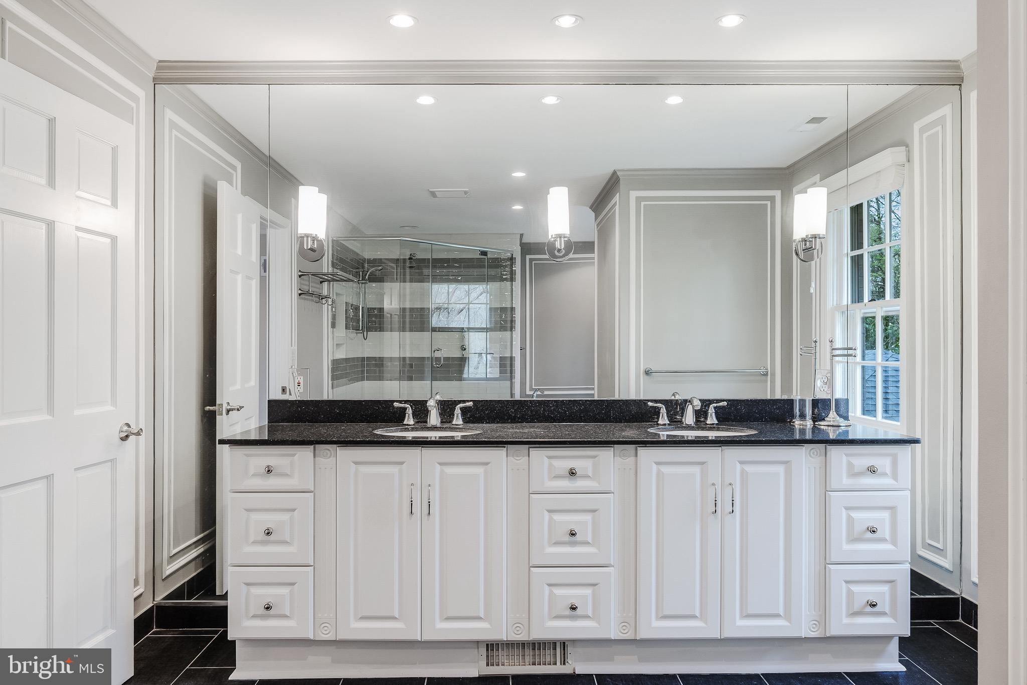 CEDARS OF MC LEAN - Residential