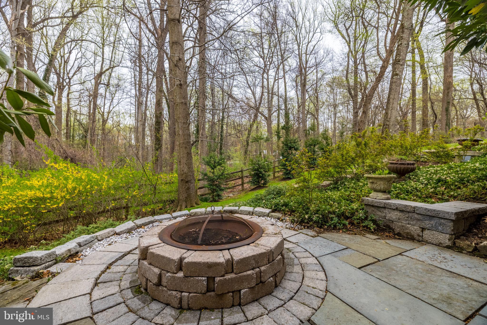 CEDARS OF MC LEAN - Residential