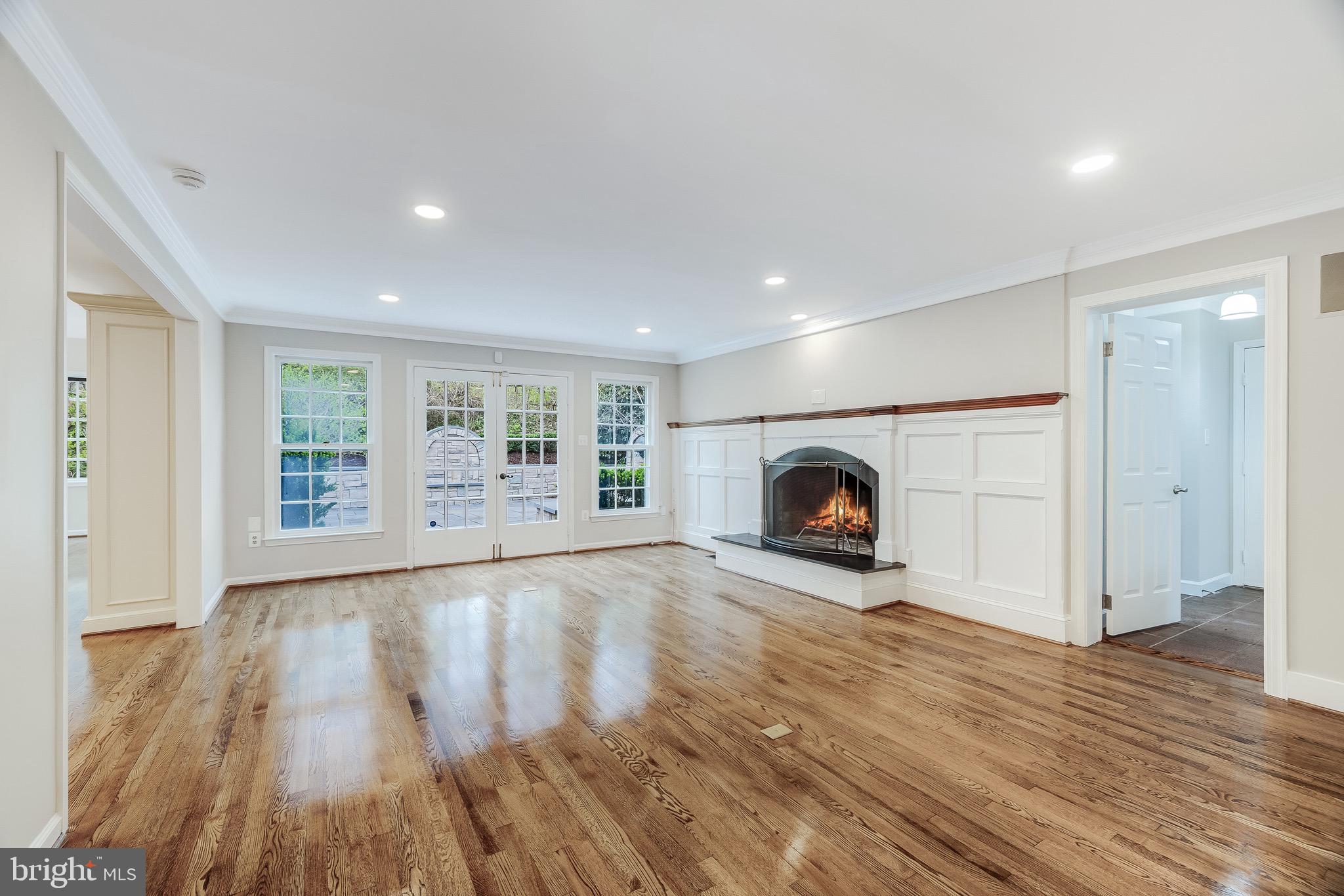 CEDARS OF MC LEAN - Residential