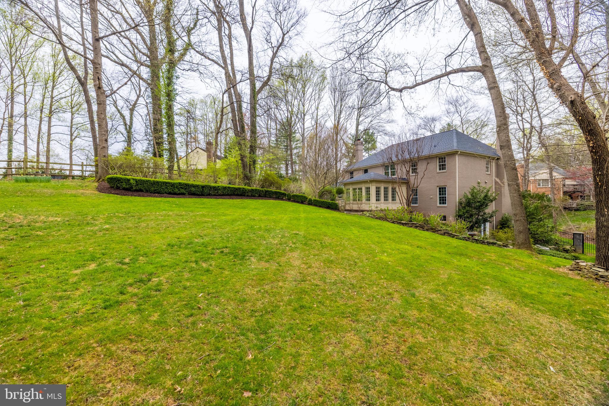 CEDARS OF MC LEAN - Residential