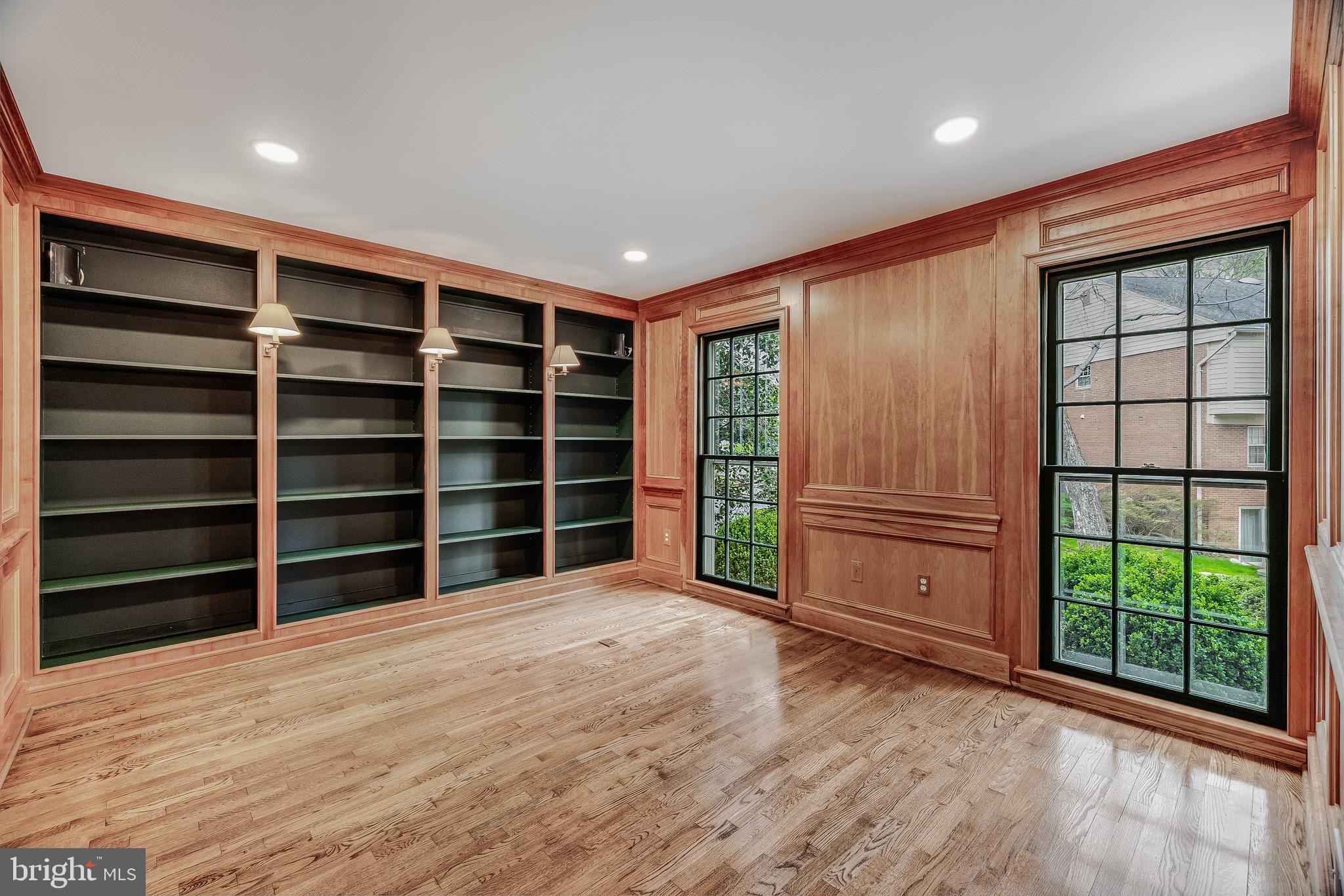 CEDARS OF MC LEAN - Residential