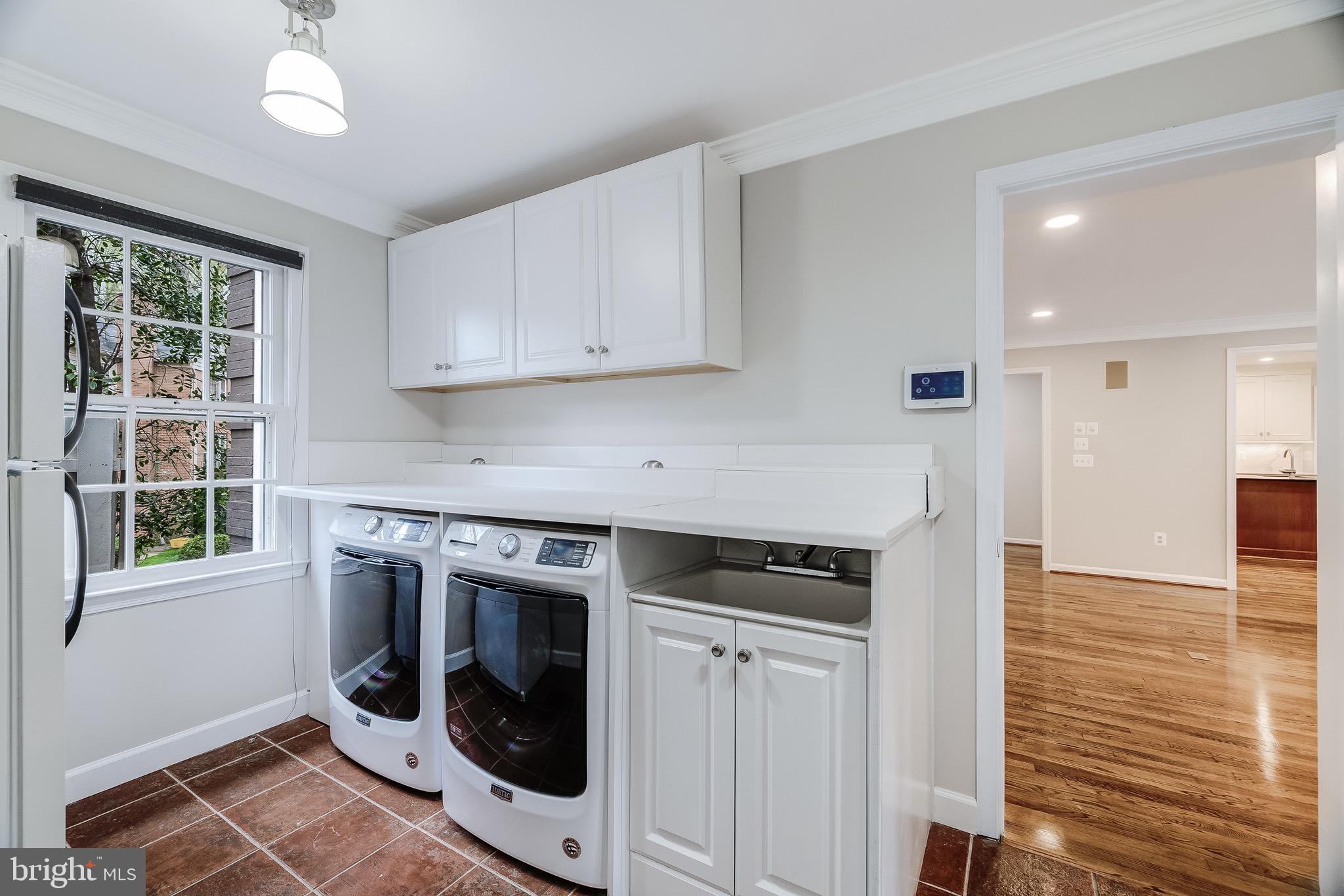 CEDARS OF MC LEAN - Residential