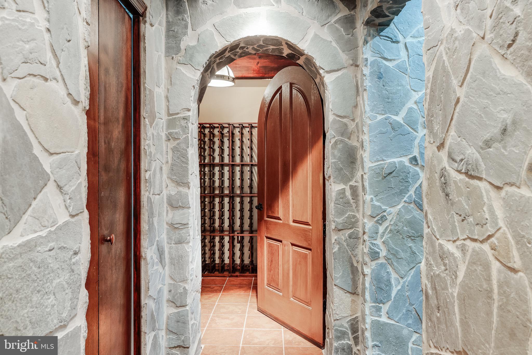 CEDARS OF MC LEAN - Residential