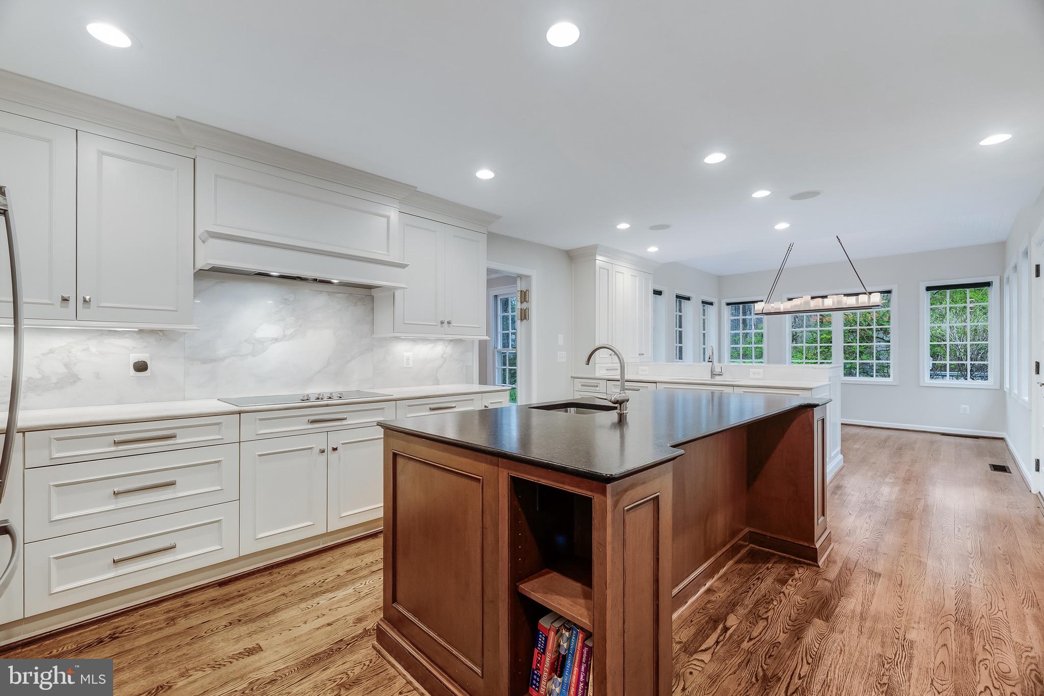 CEDARS OF MC LEAN - Residential