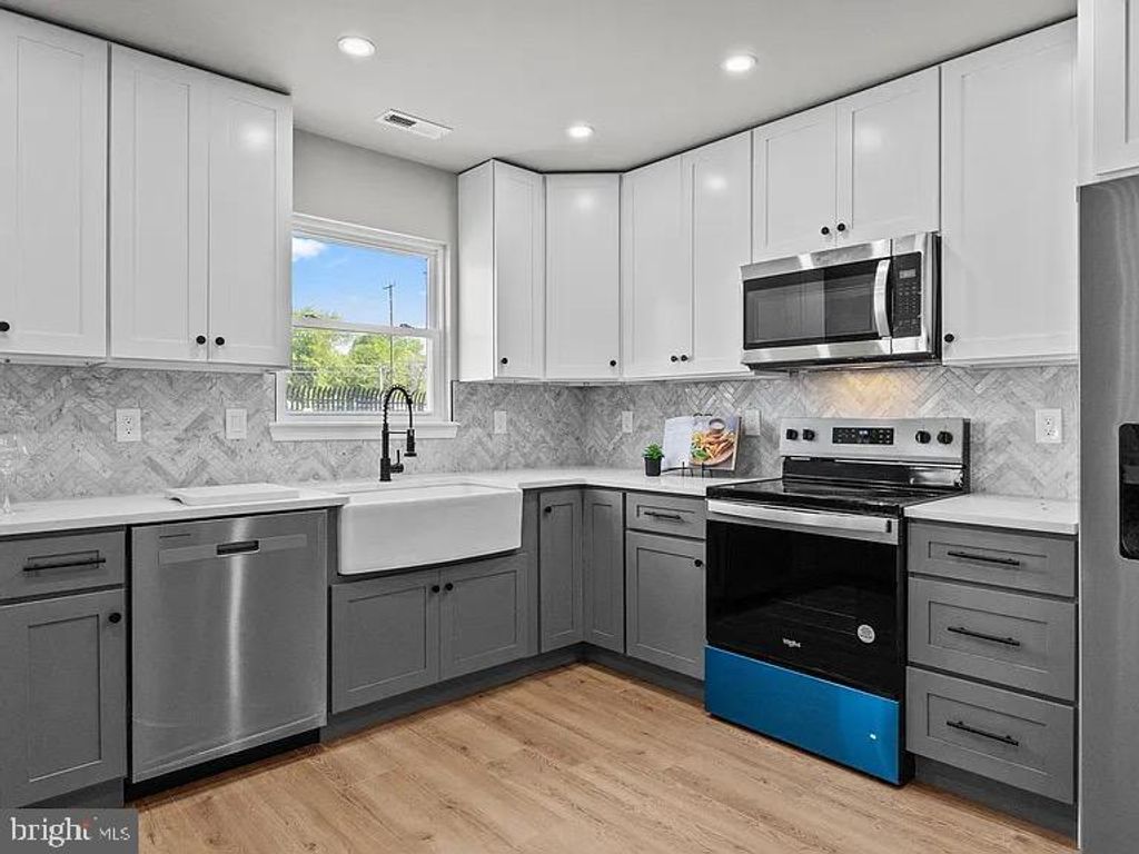 Photo of 2818 Avenue E, LEVITTOWN, PA 19056 (MLS # PABU2113600)