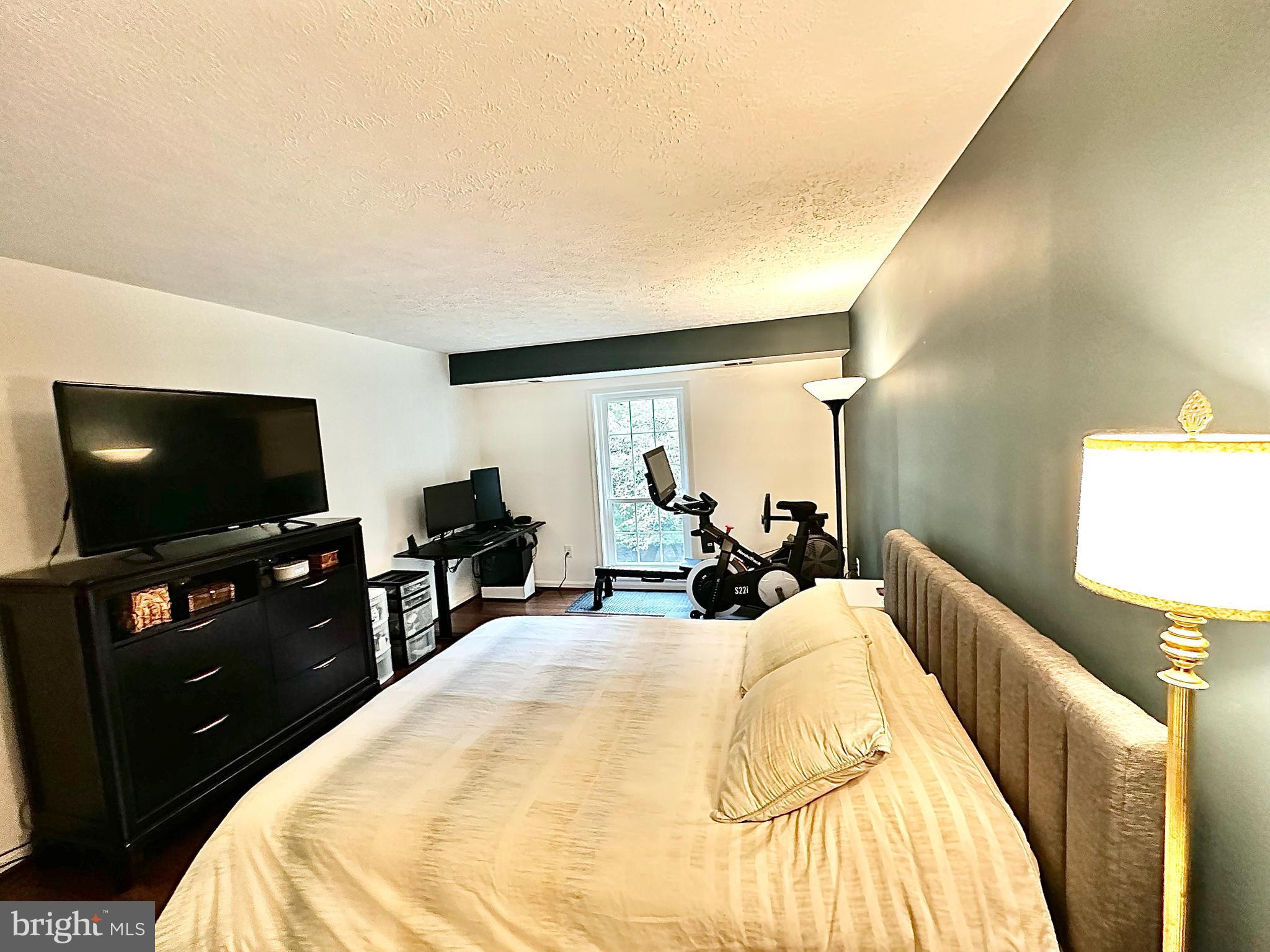 WILLOW POINT - Residential Lease