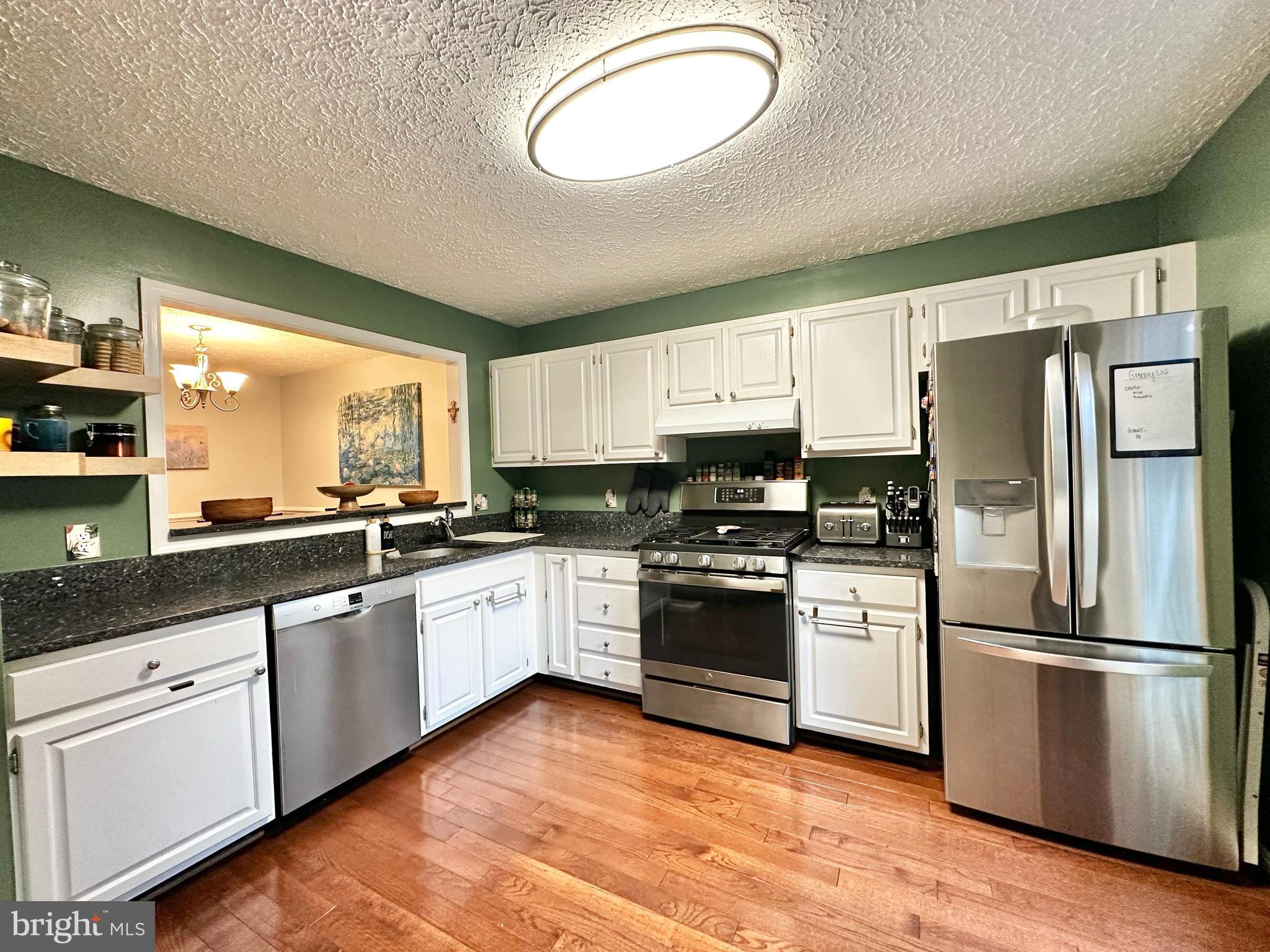 WILLOW POINT - Residential Lease