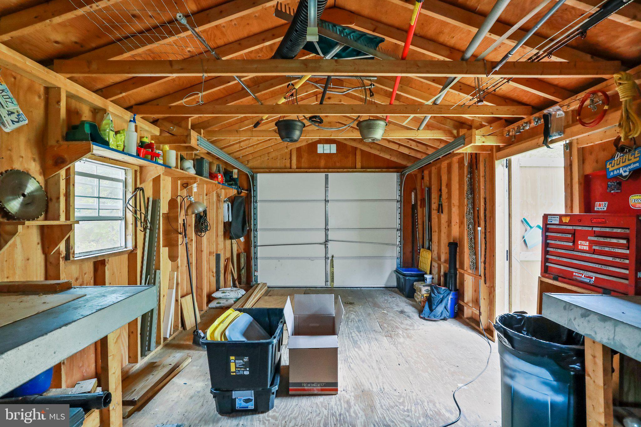 PINE CONE - Residential