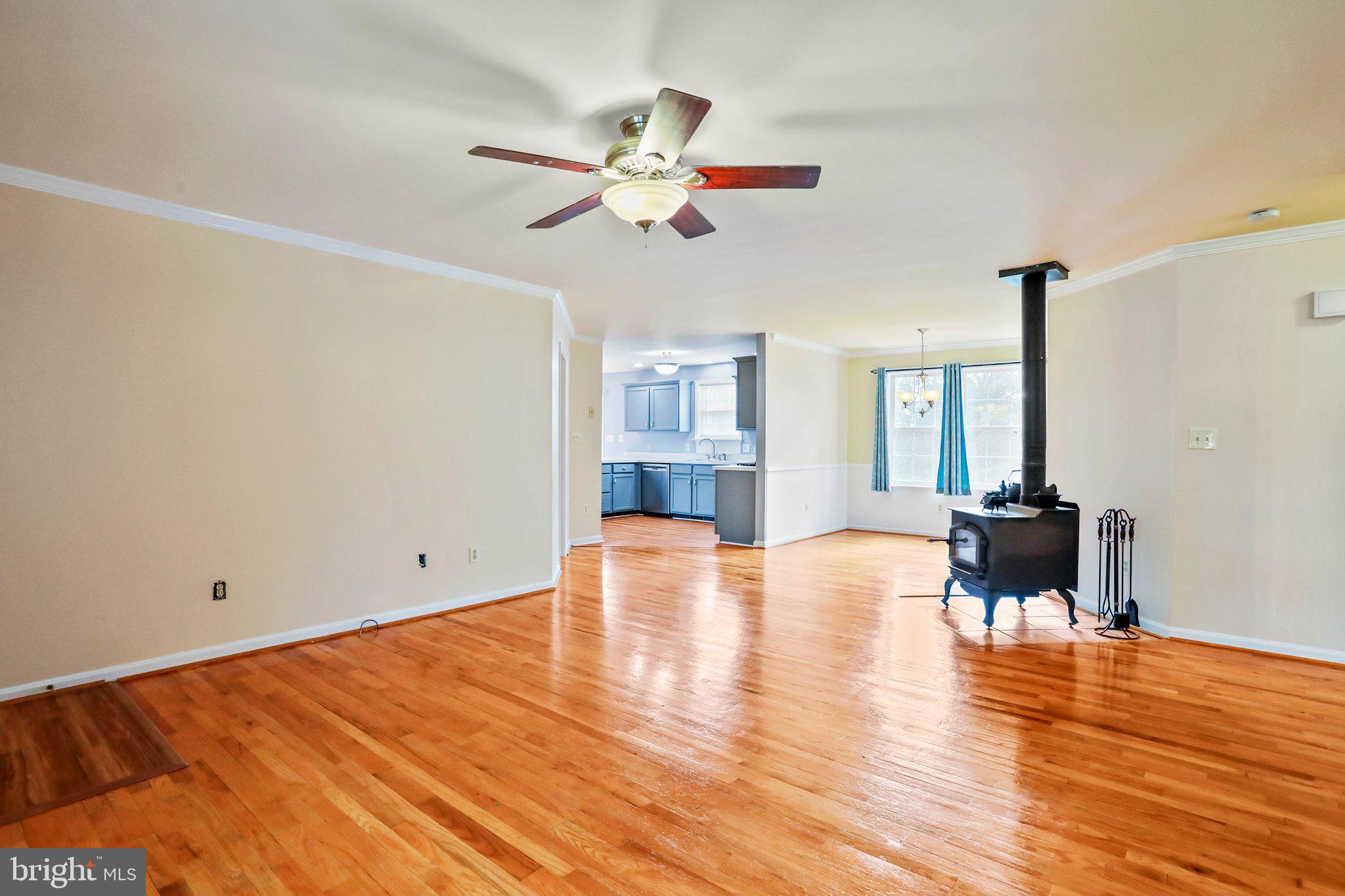 PINE CONE - Residential