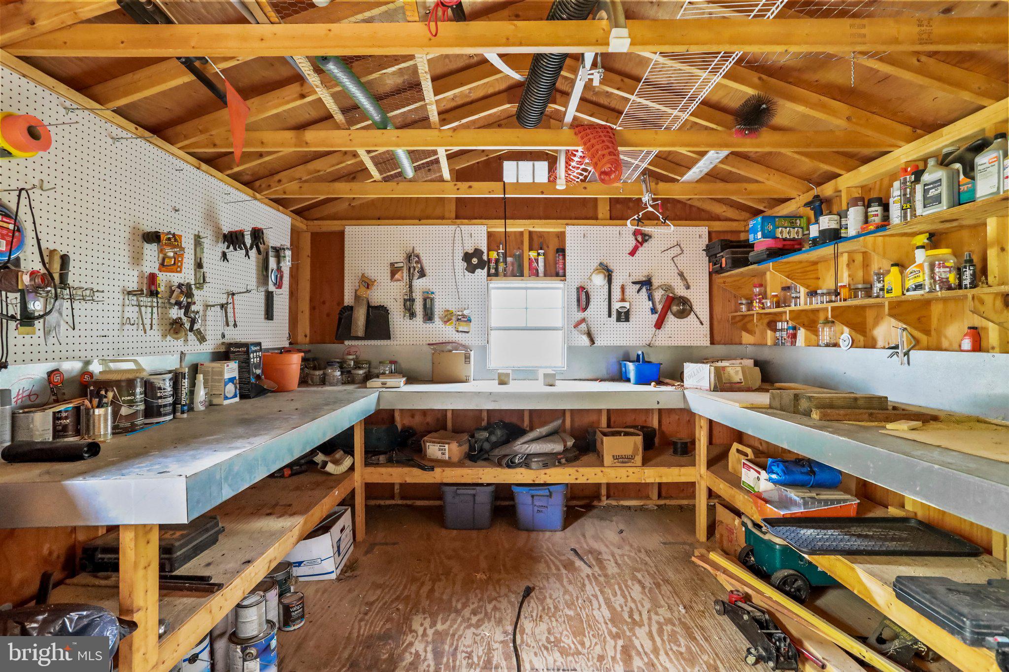 PINE CONE - Residential