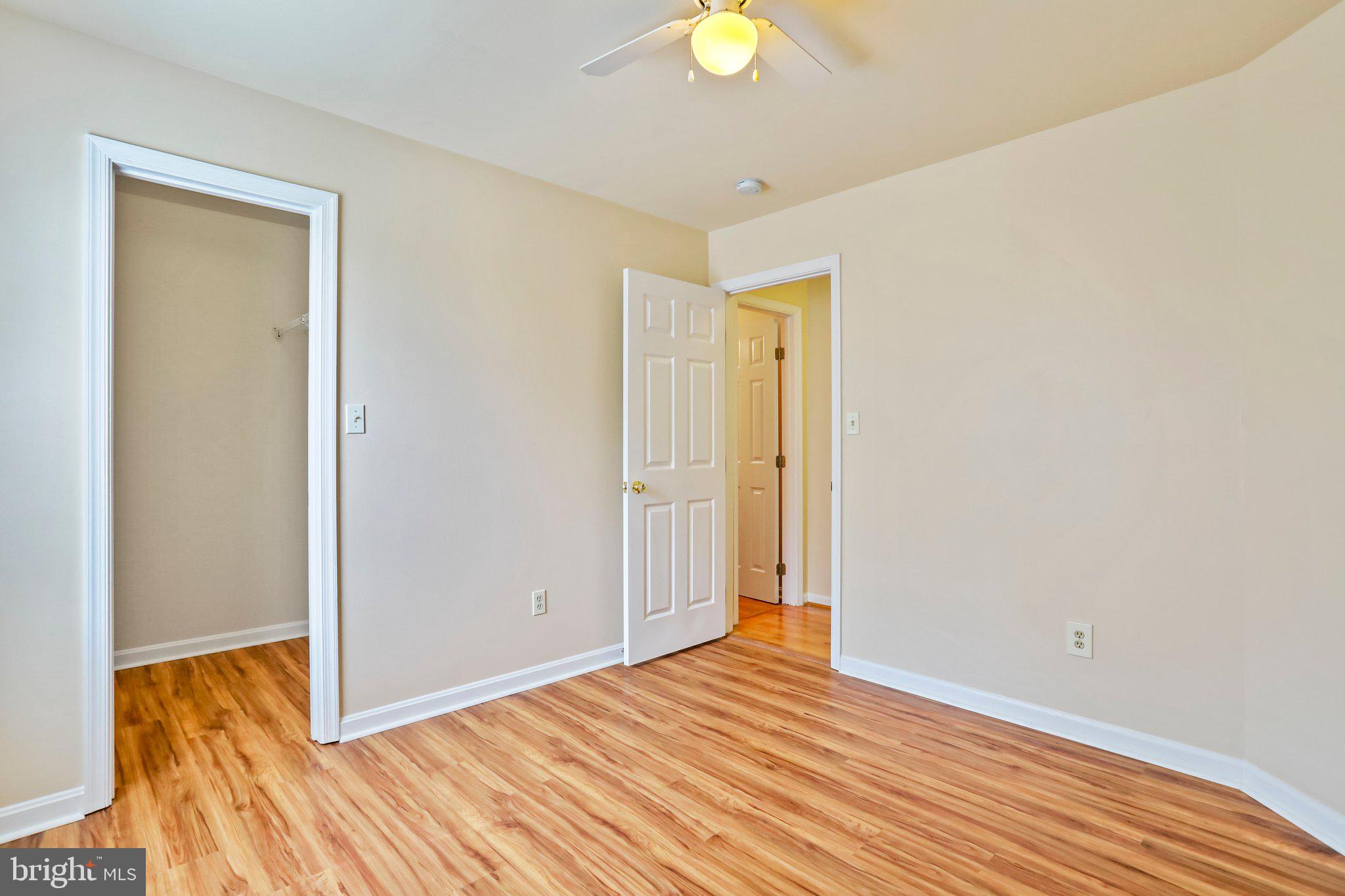 PINE CONE - Residential