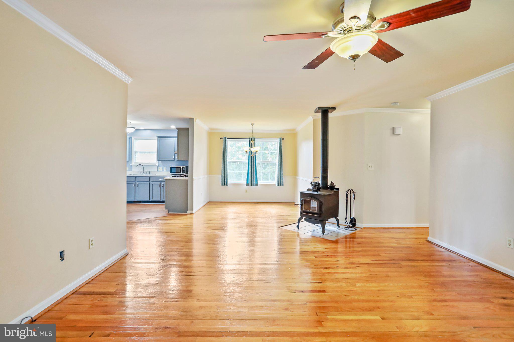 PINE CONE - Residential