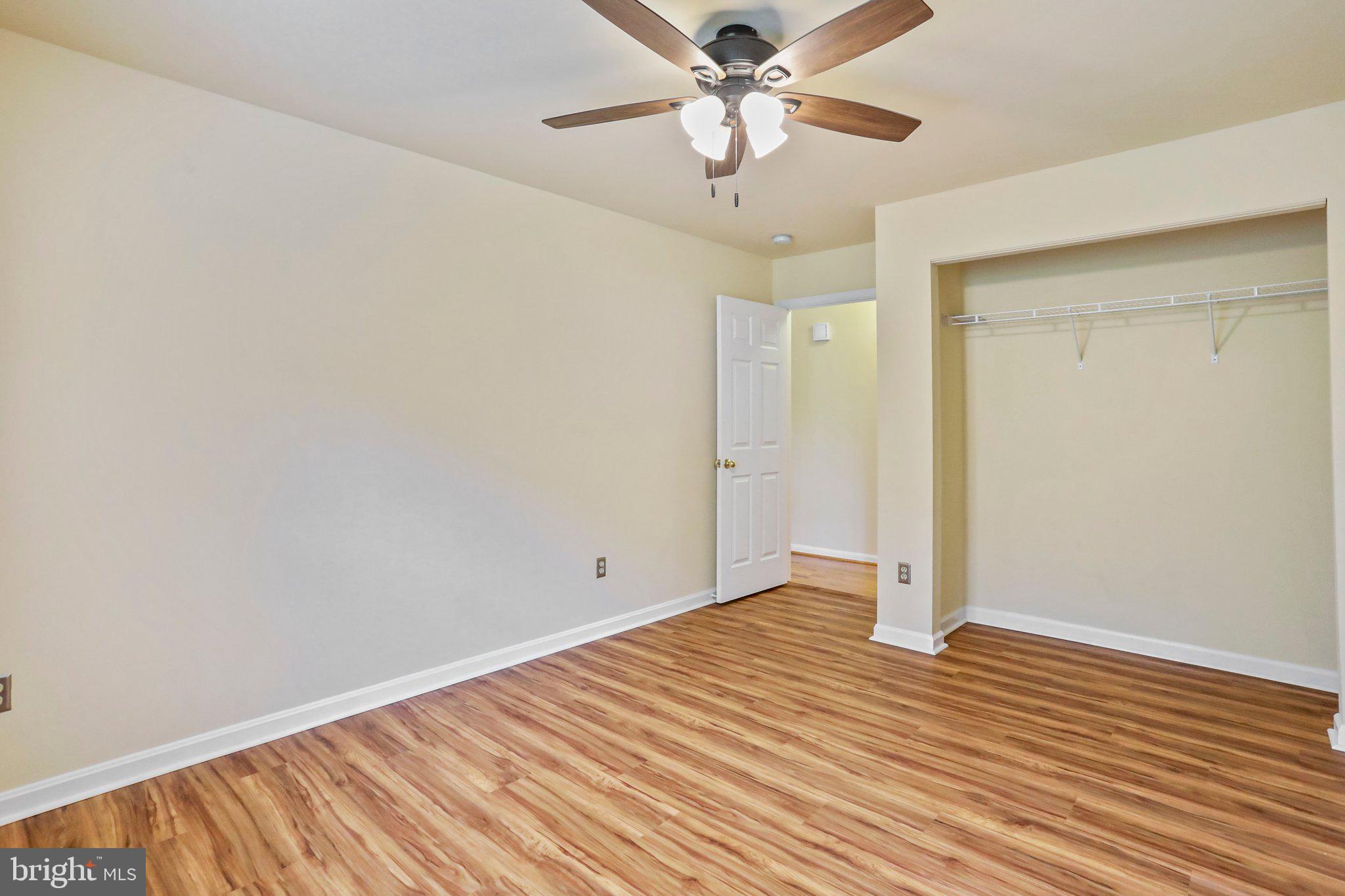 PINE CONE - Residential