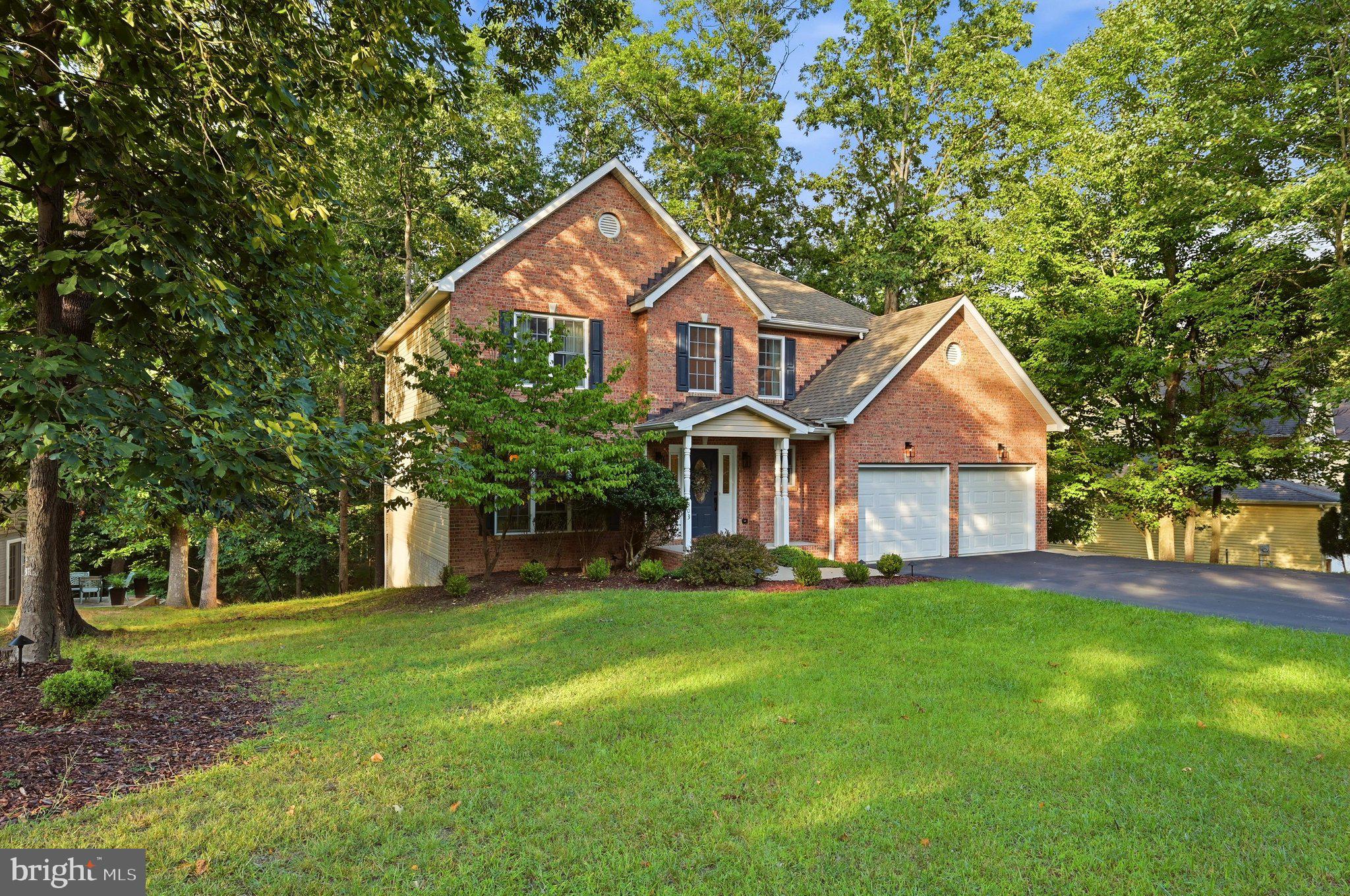 303 NORTHWOOD CIRCLE